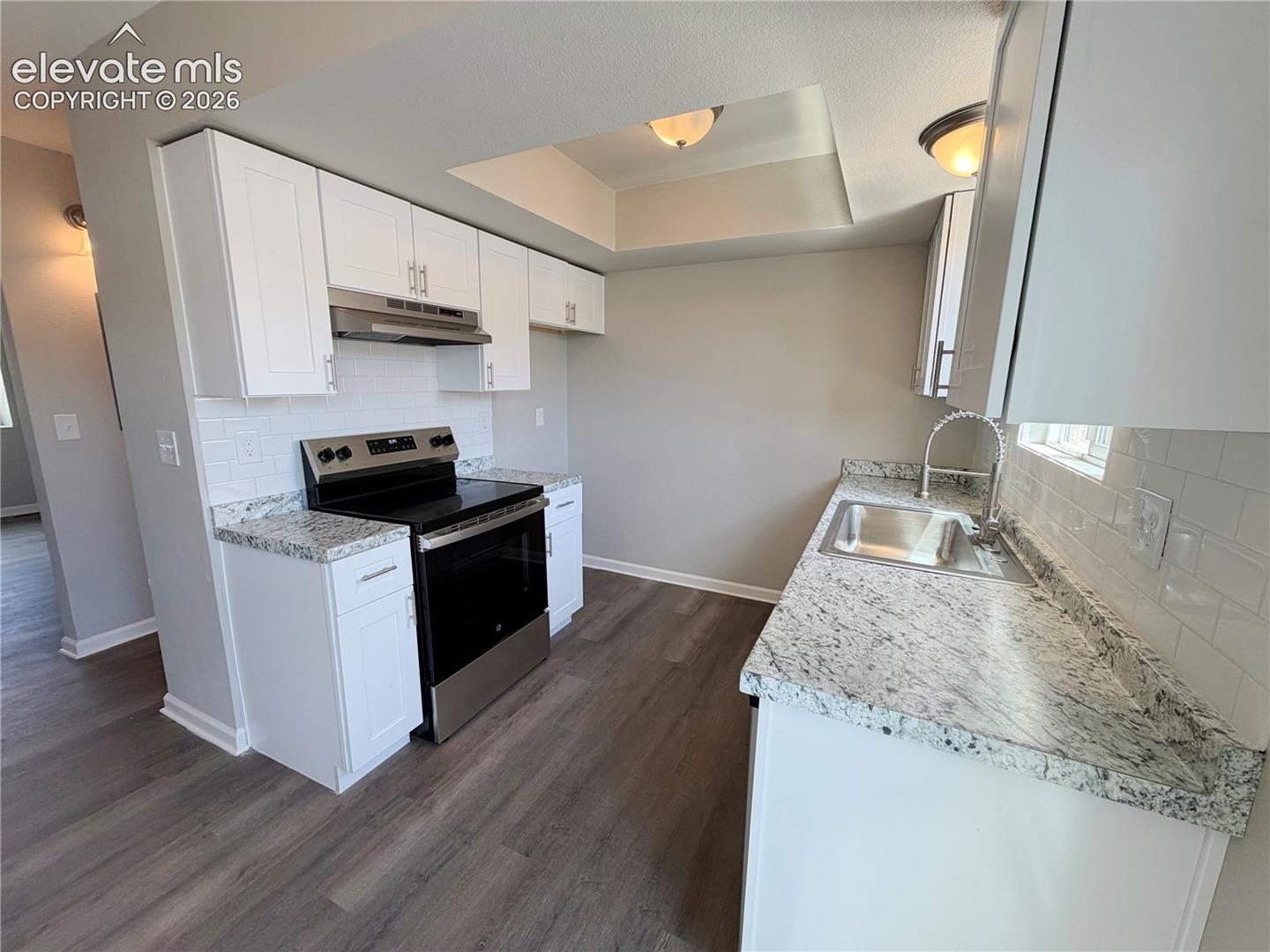 Listing photo 9 for 3075 Starlight Circle