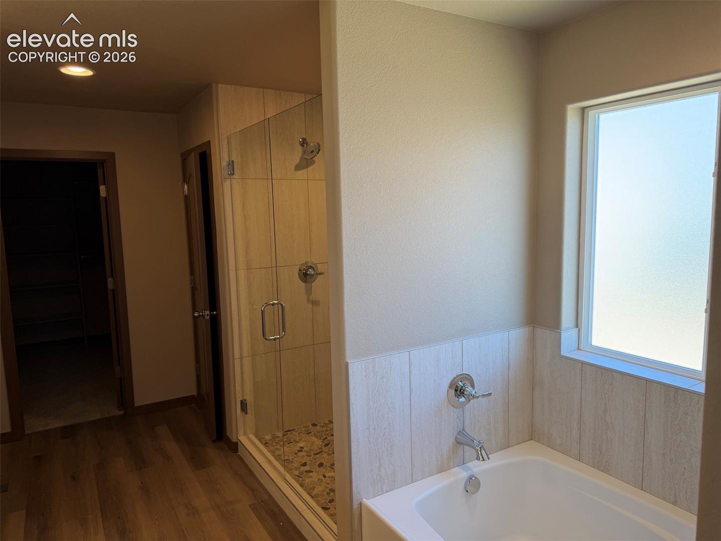 Listing photo 19 for 10895 Evening Creek Drive