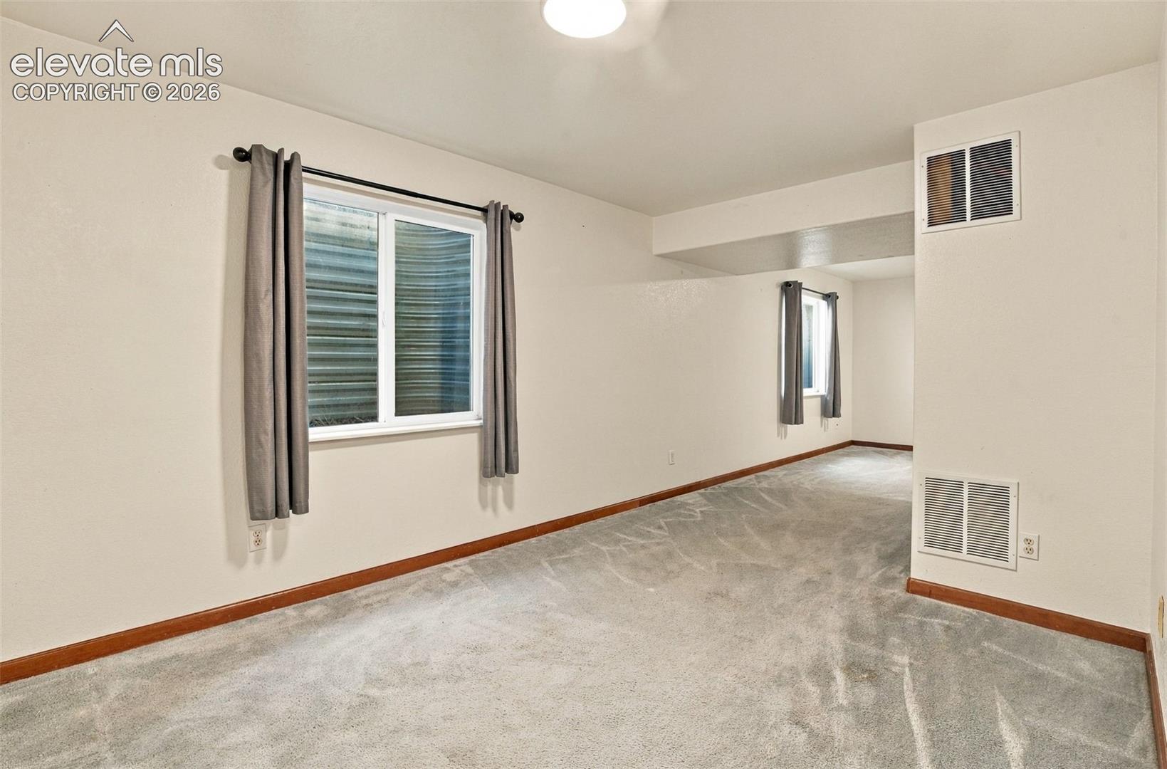 Listing photo 19 for 1040 Red Brooke Drive