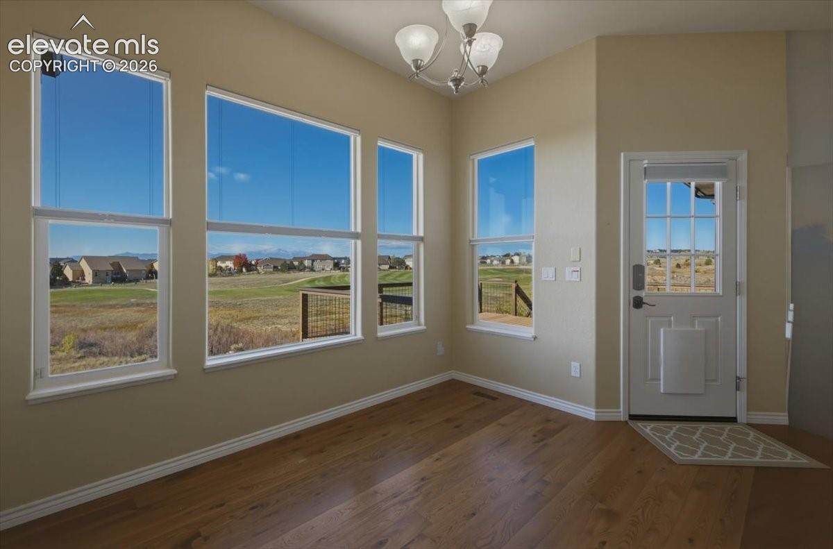 Listing photo 11 for 10862 Torreys Peak Way