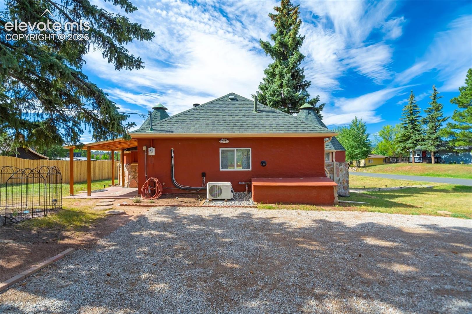 405 Baldwin Street, photo 24