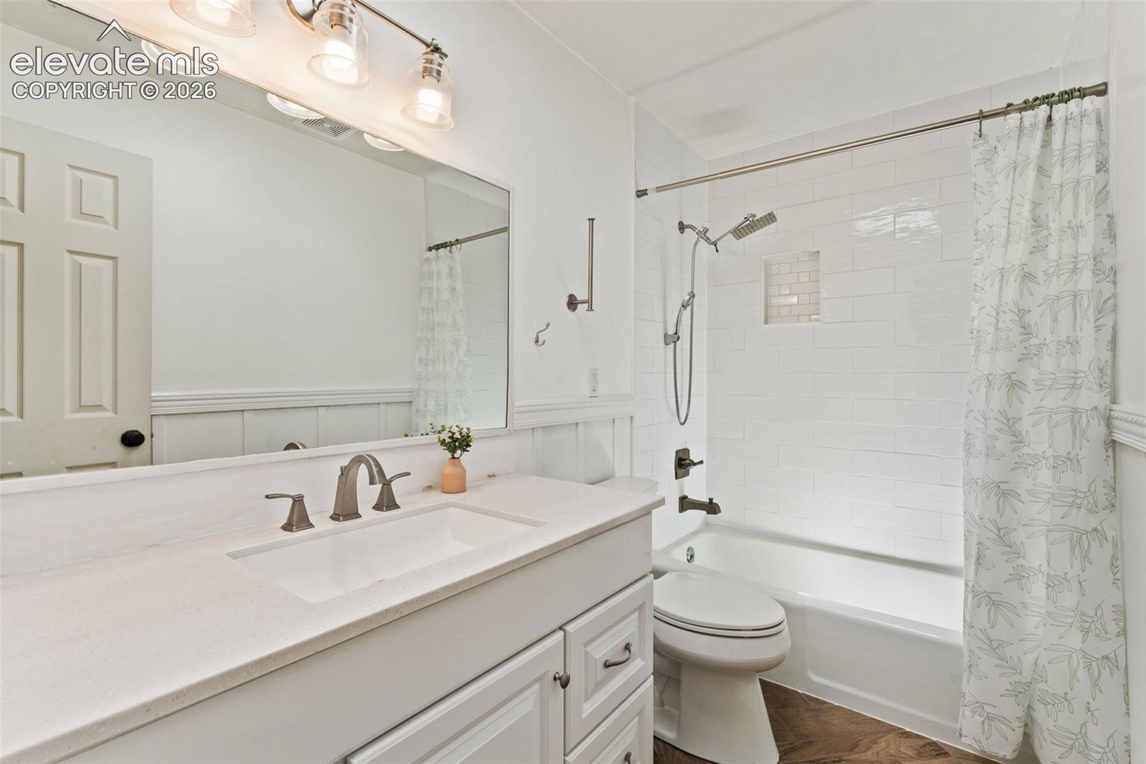 Listing photo 21 for 7010 Stowe Circle