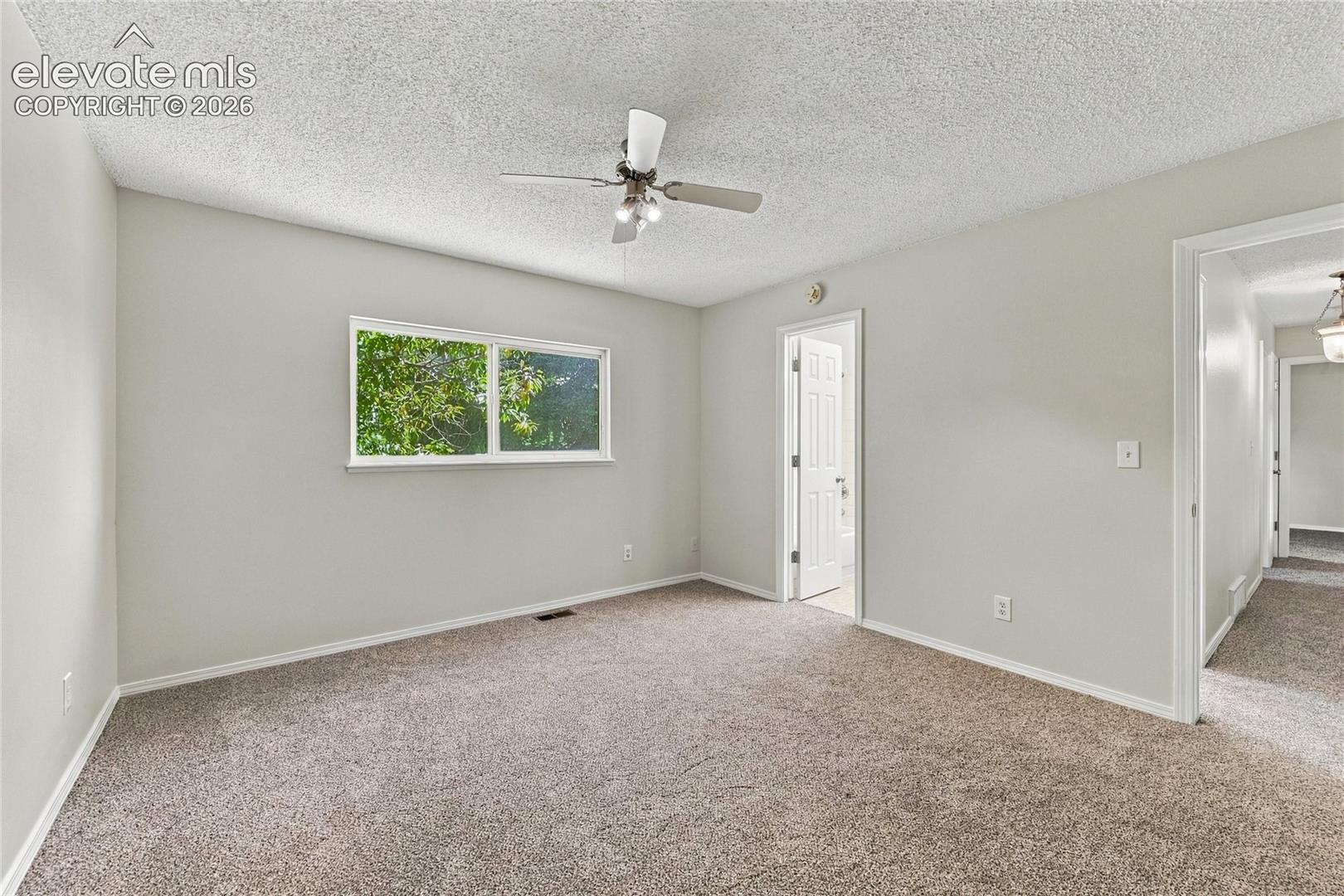 Listing photo 21 for 3705 Brisbane Drive