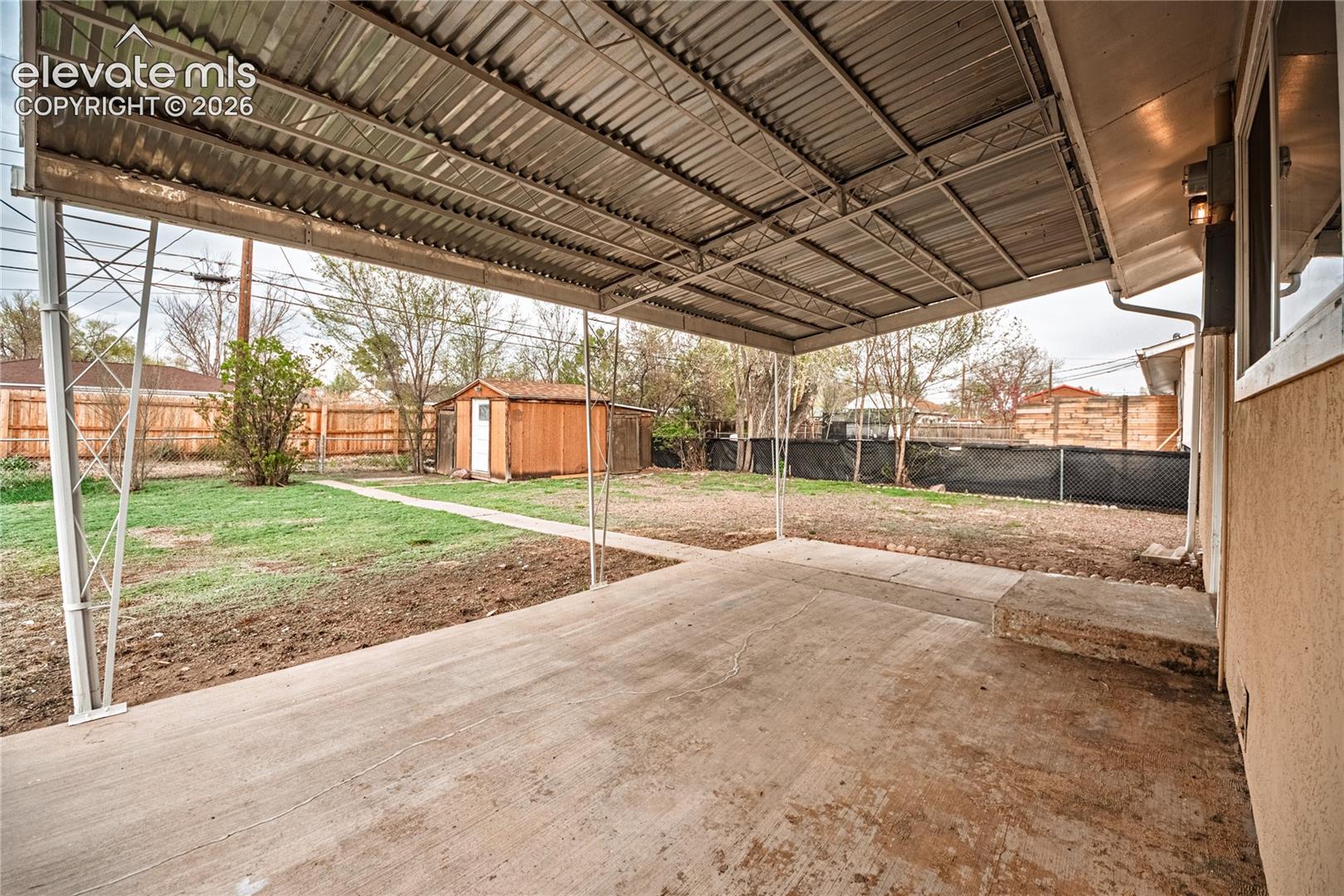 Listing photo 27 for 417 Linda Vista Drive