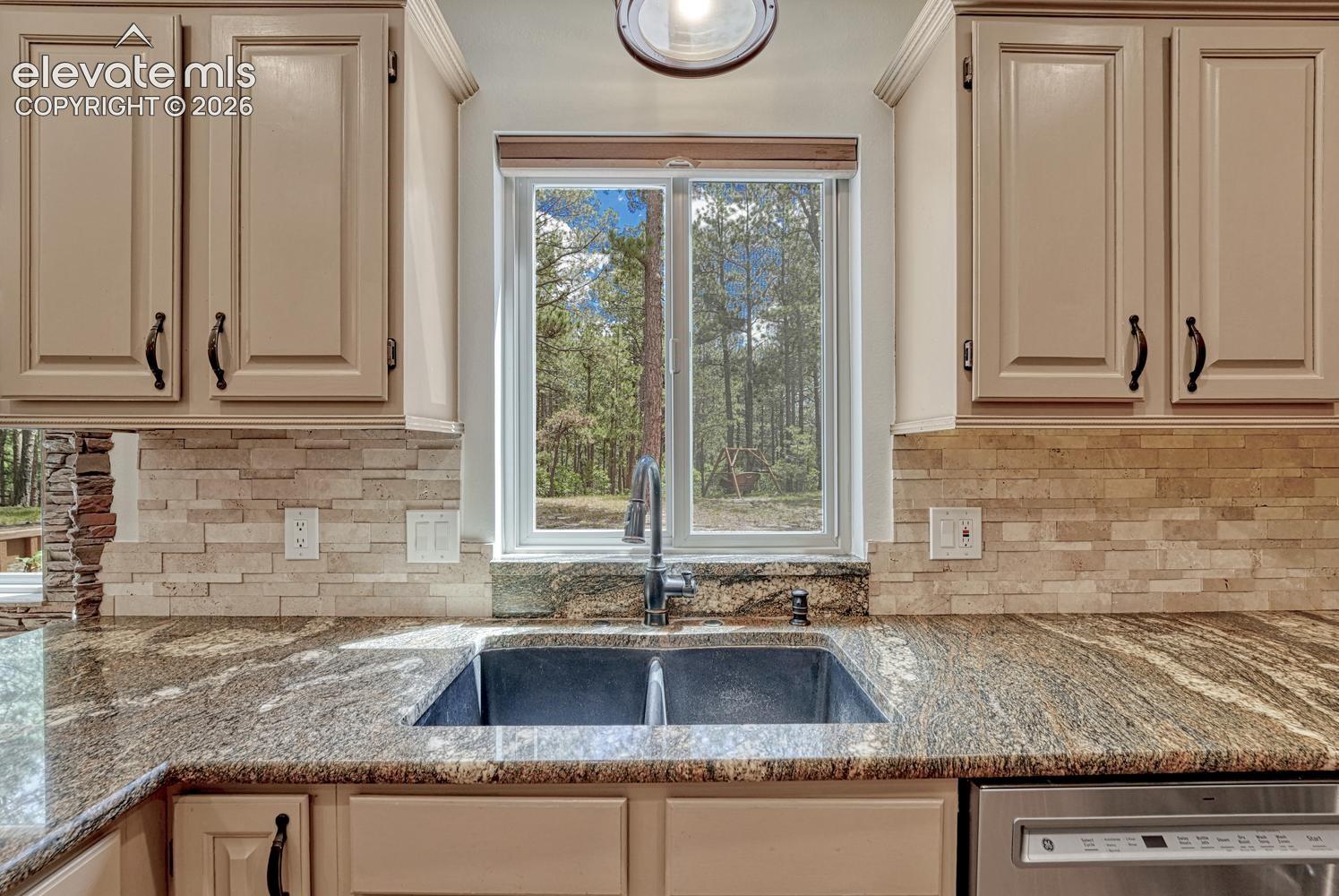 Listing photo 12 for 19635 W Top O The Moor Drive