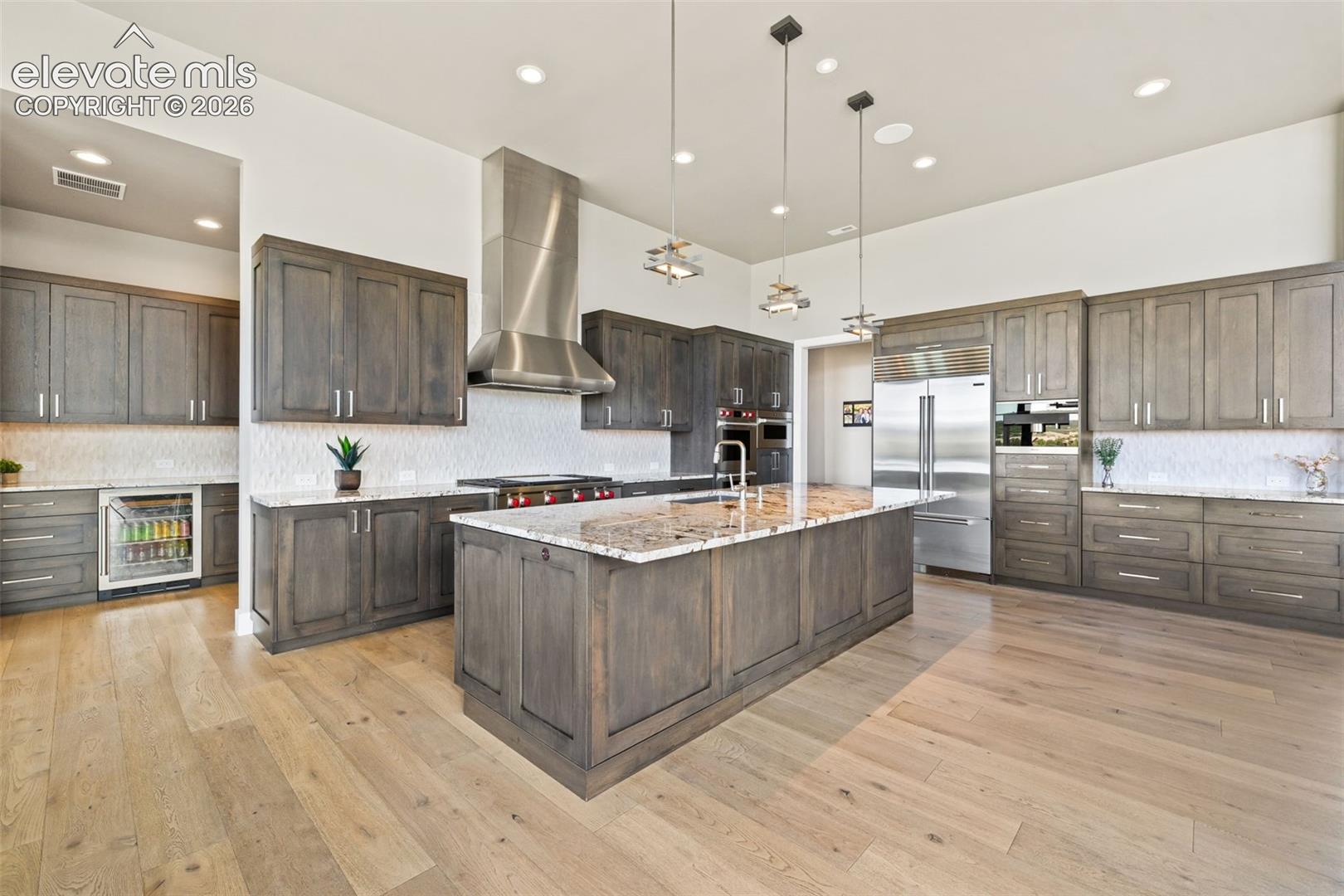 Listing photo 12 for 1484 Vine Cliff Heights