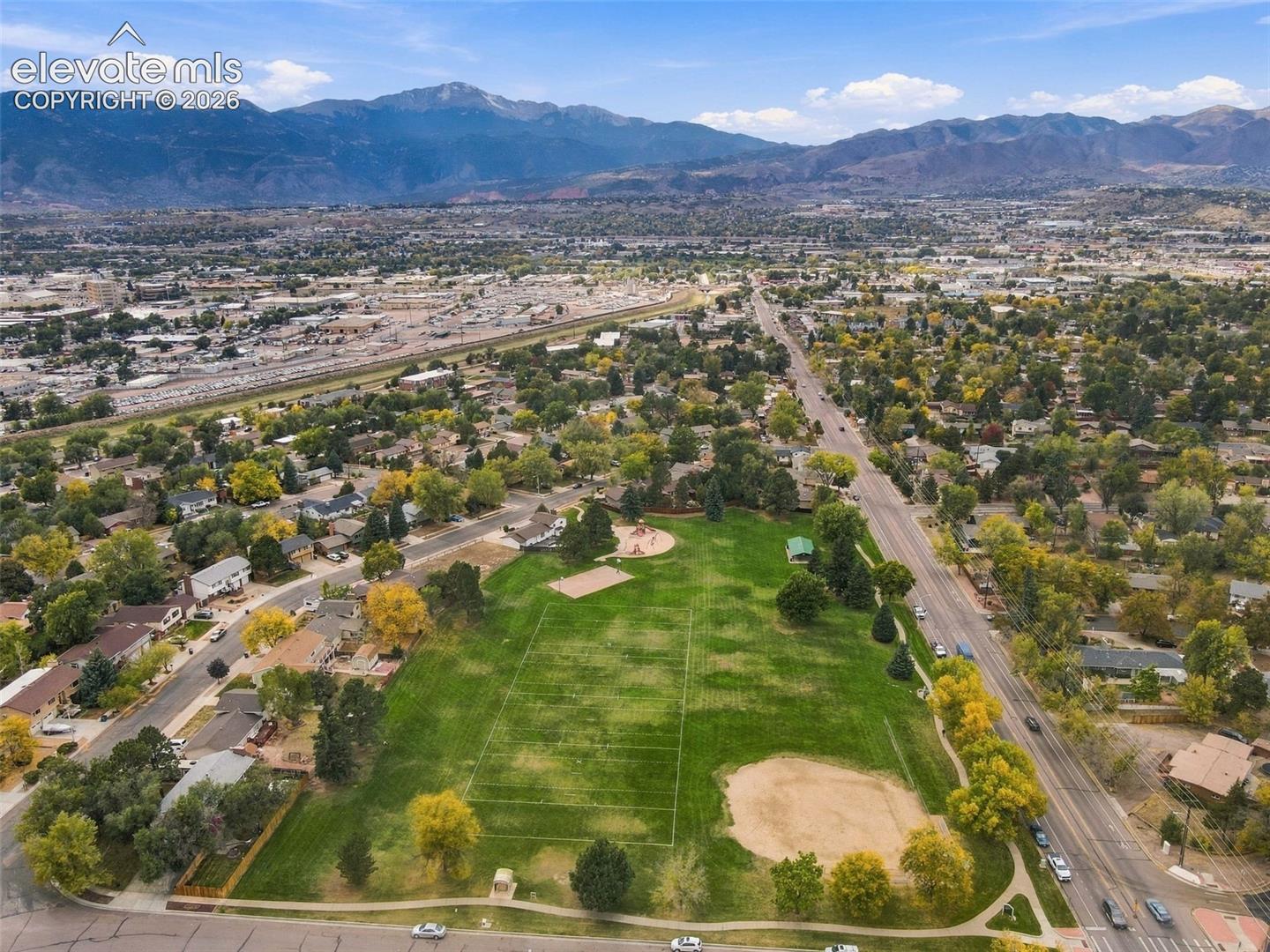 Listing photo 46 for 1070 Applewood Drive