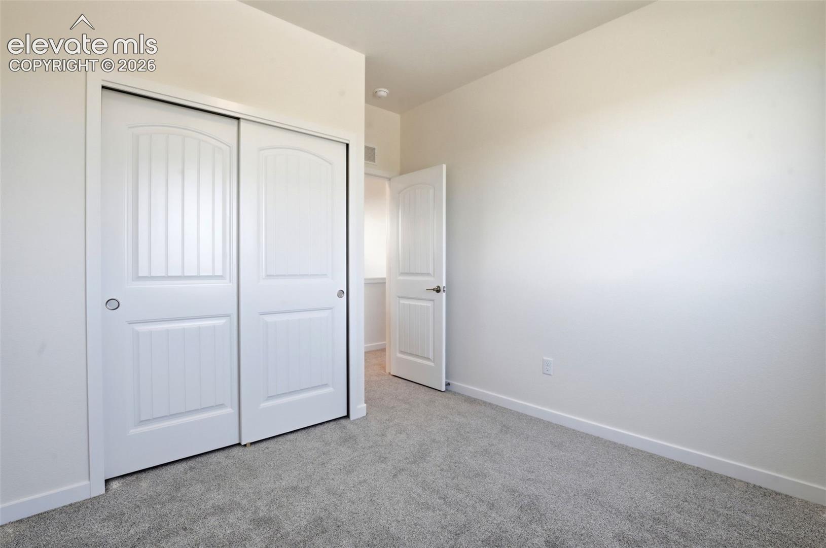 Listing photo 34 for 8039 School House Drive