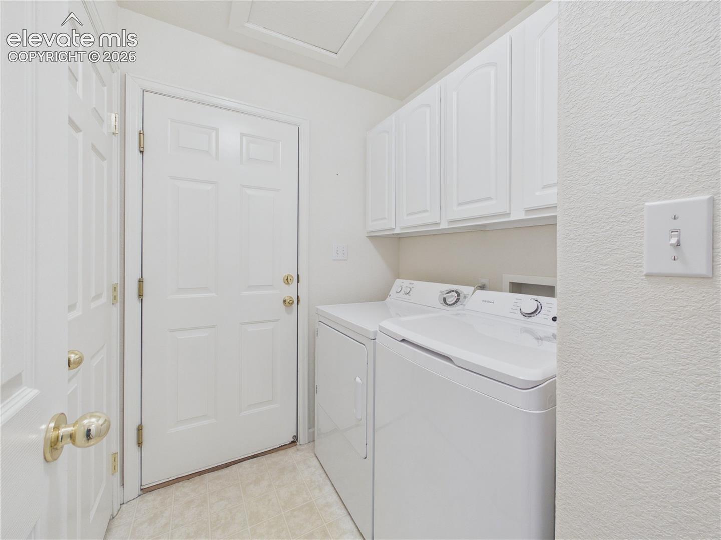 Listing photo 20 for 2025 Kingsroyal Boulevard F