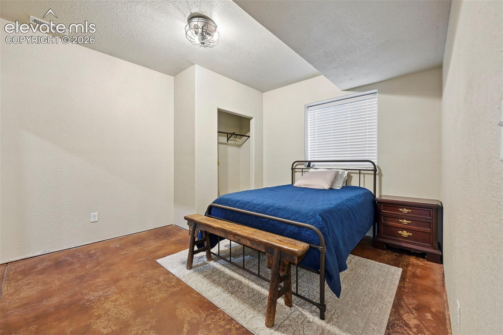 Listing photo 30 for 10813 White Sands Court