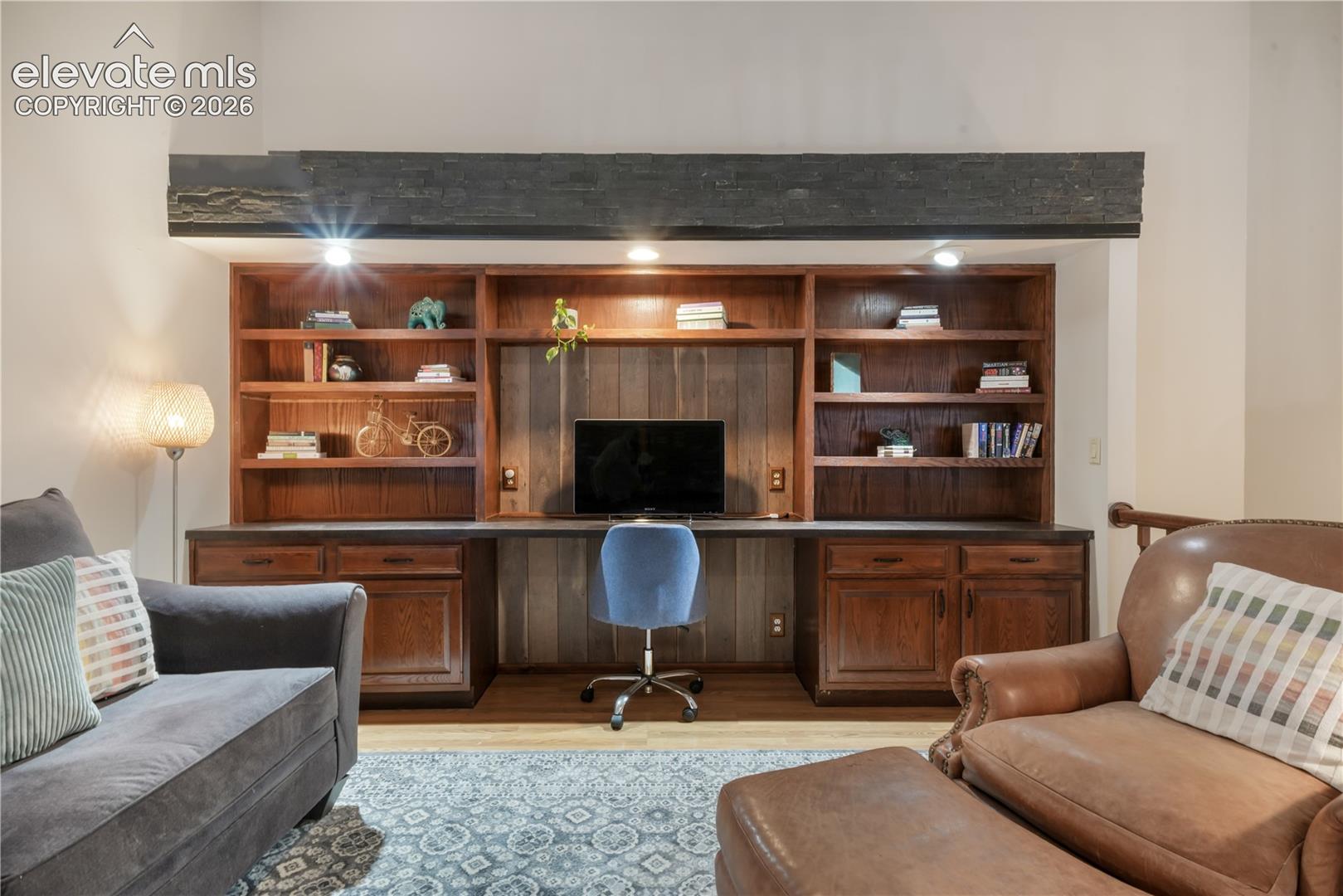 Listing photo 30 for 17555 Shiloh Pines Drive