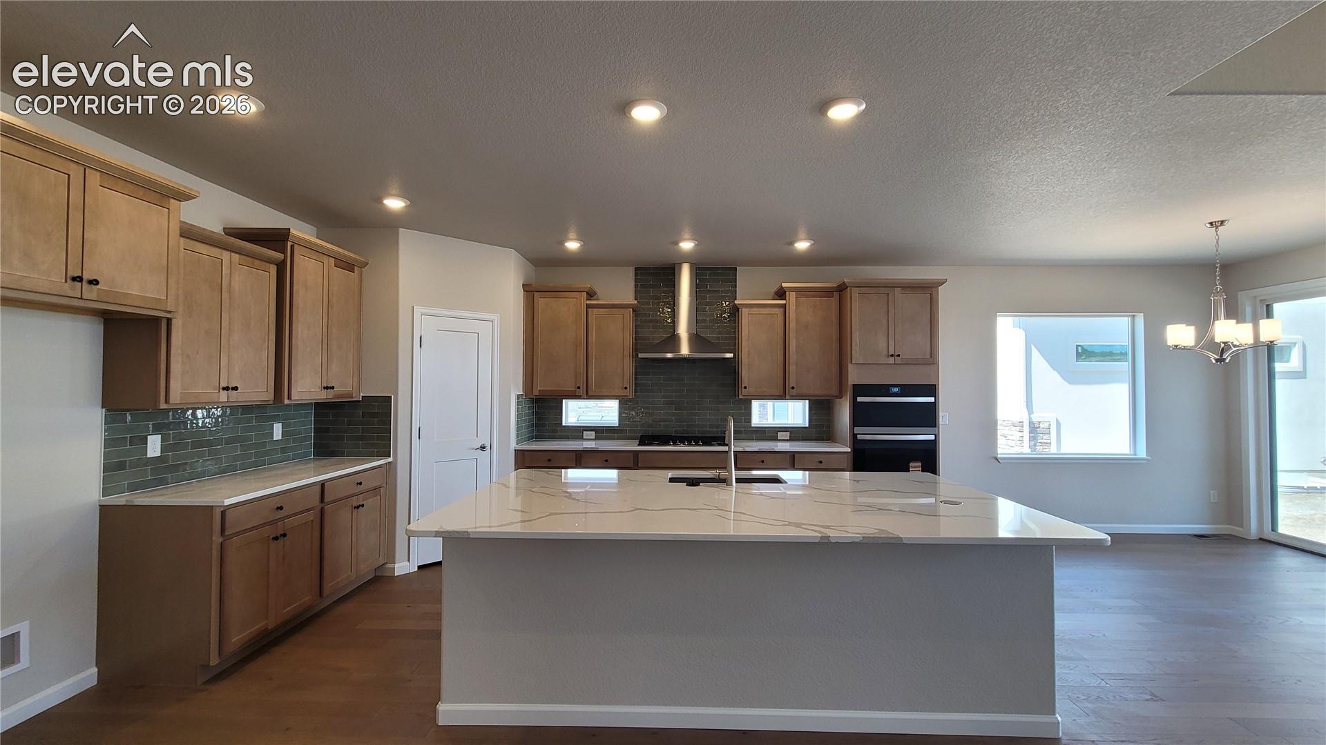 Listing photo 4 for 6652 Miro Lane
