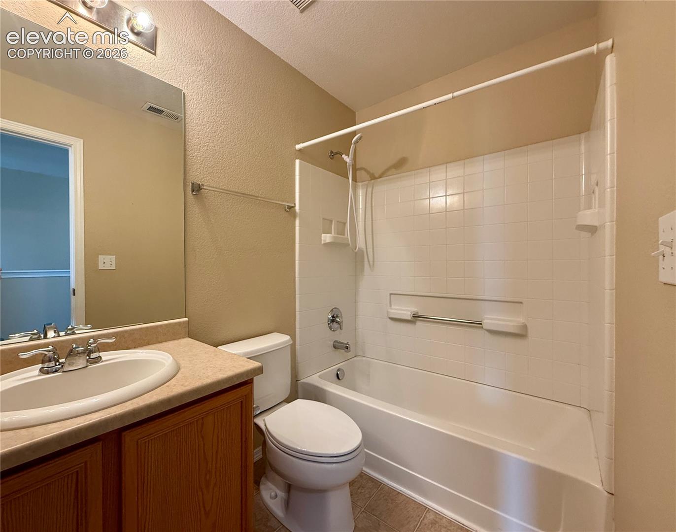 Listing photo 22 for 10586 Country Park Point