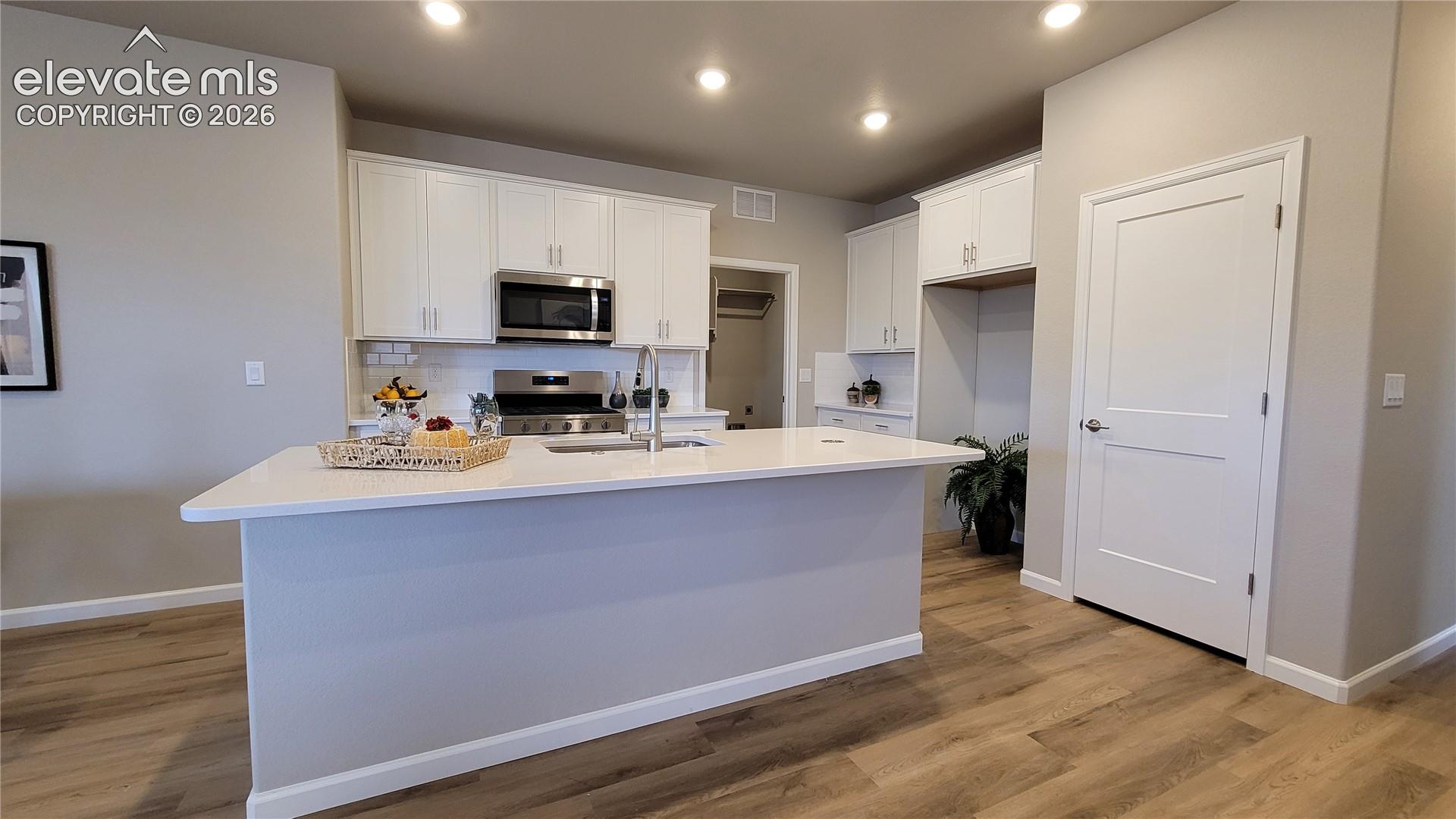 Listing photo 17 for 9496 Wolf Valley Drive