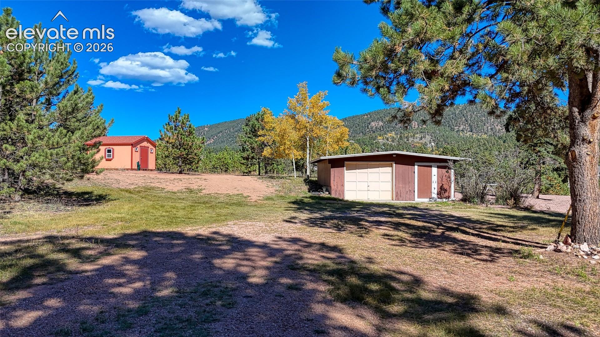 Listing photo 45 for 1867 Woodland Avenue