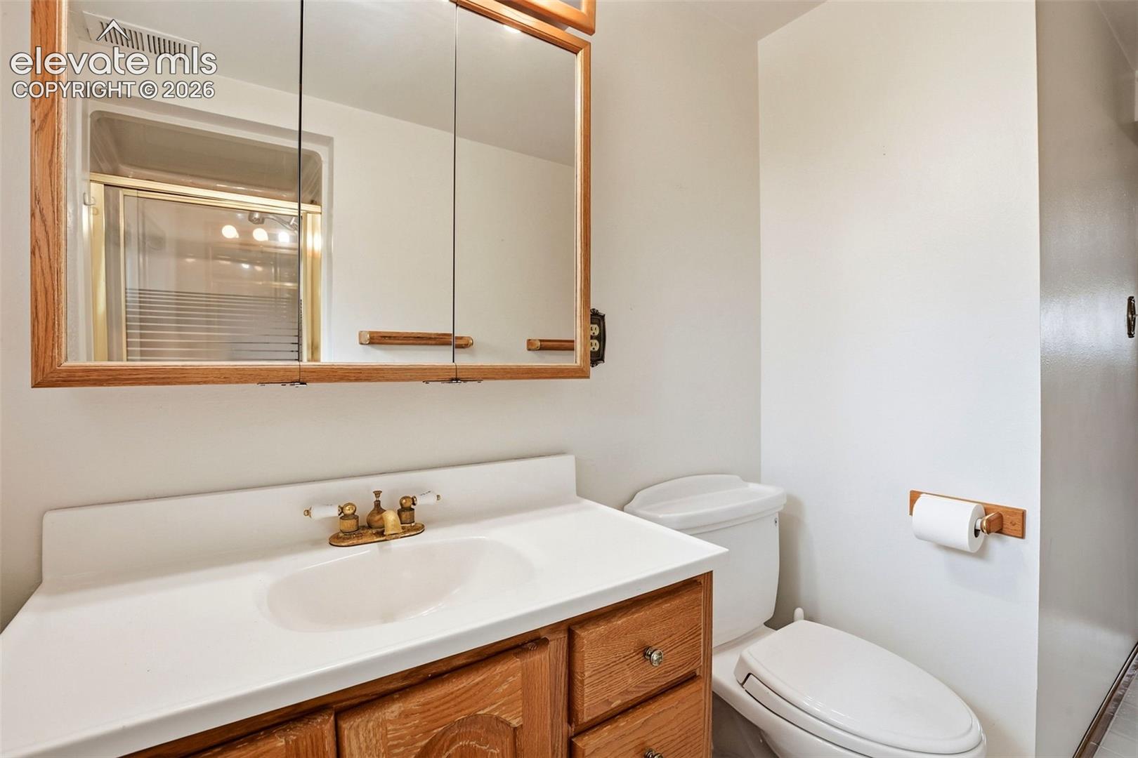 Listing photo 29 for 1442 Bellaire Drive