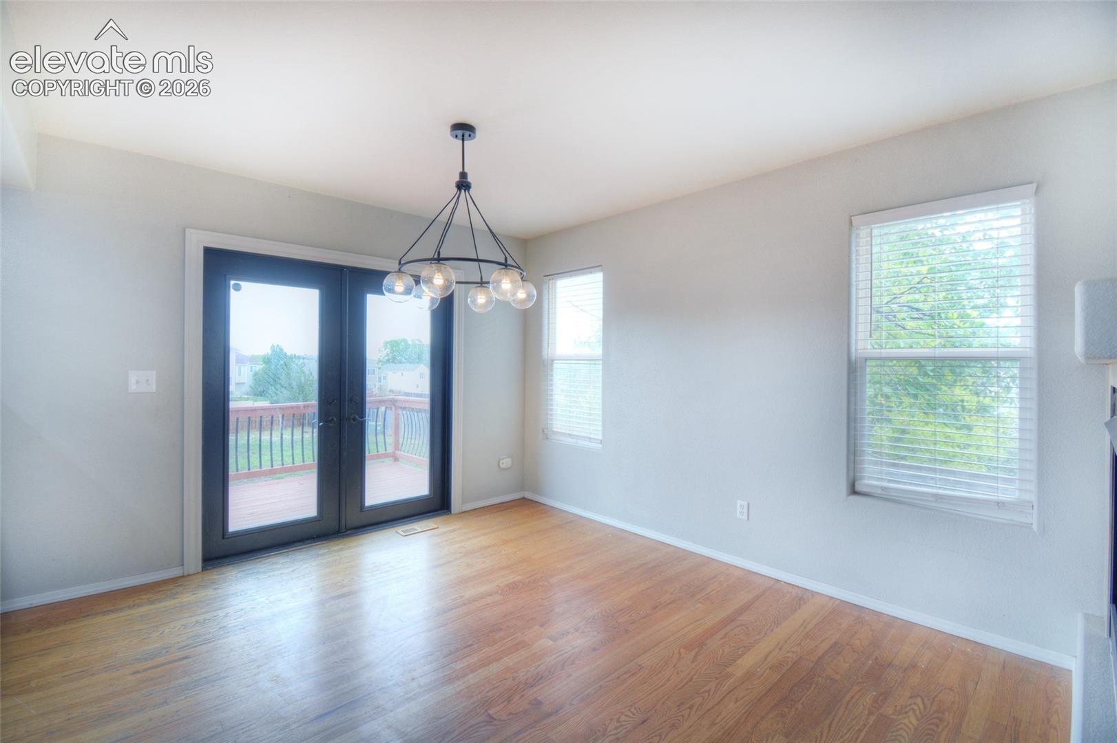 Listing photo 6 for 1042 Cailin Way