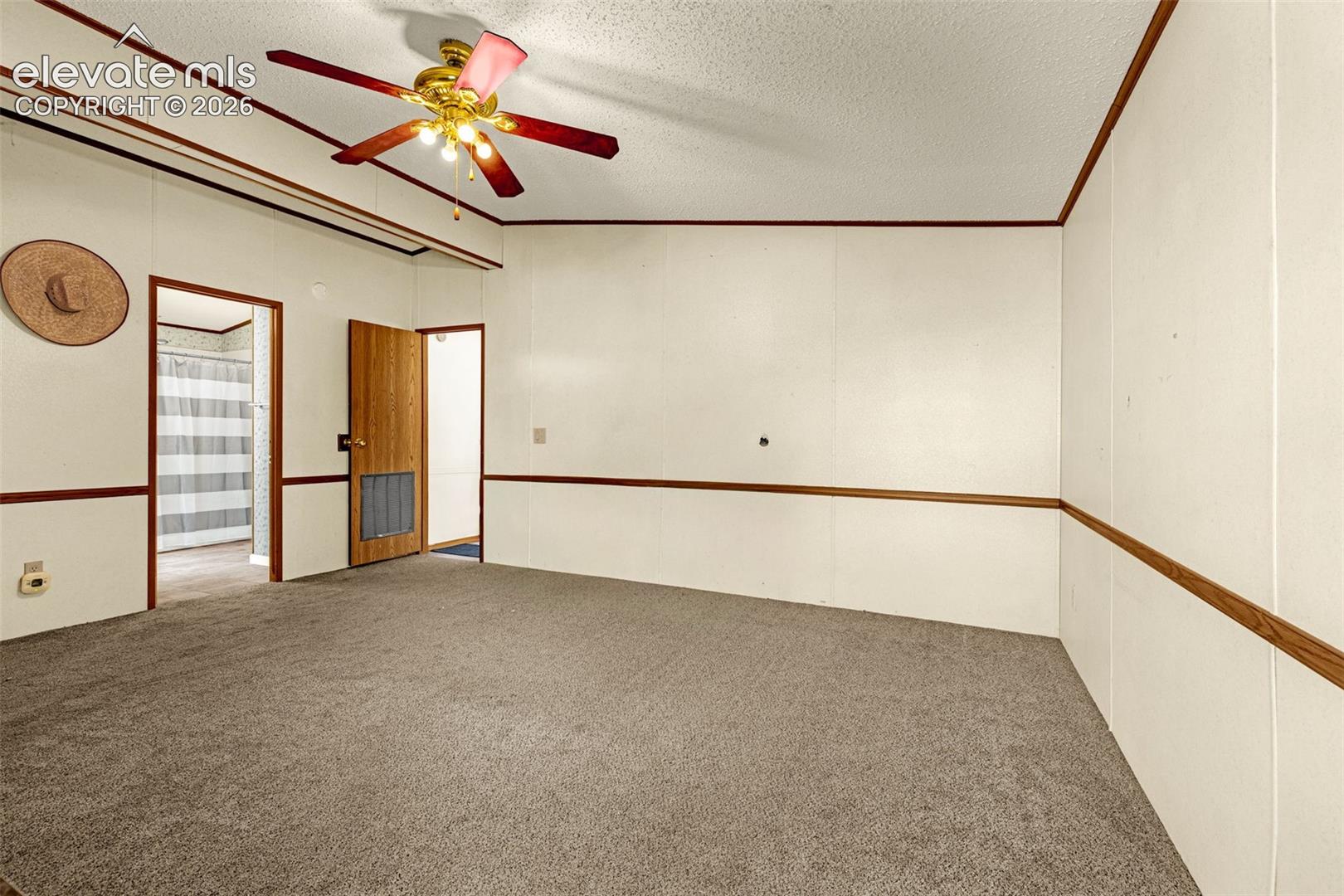 Listing photo 6 for 5505 Prospero Road