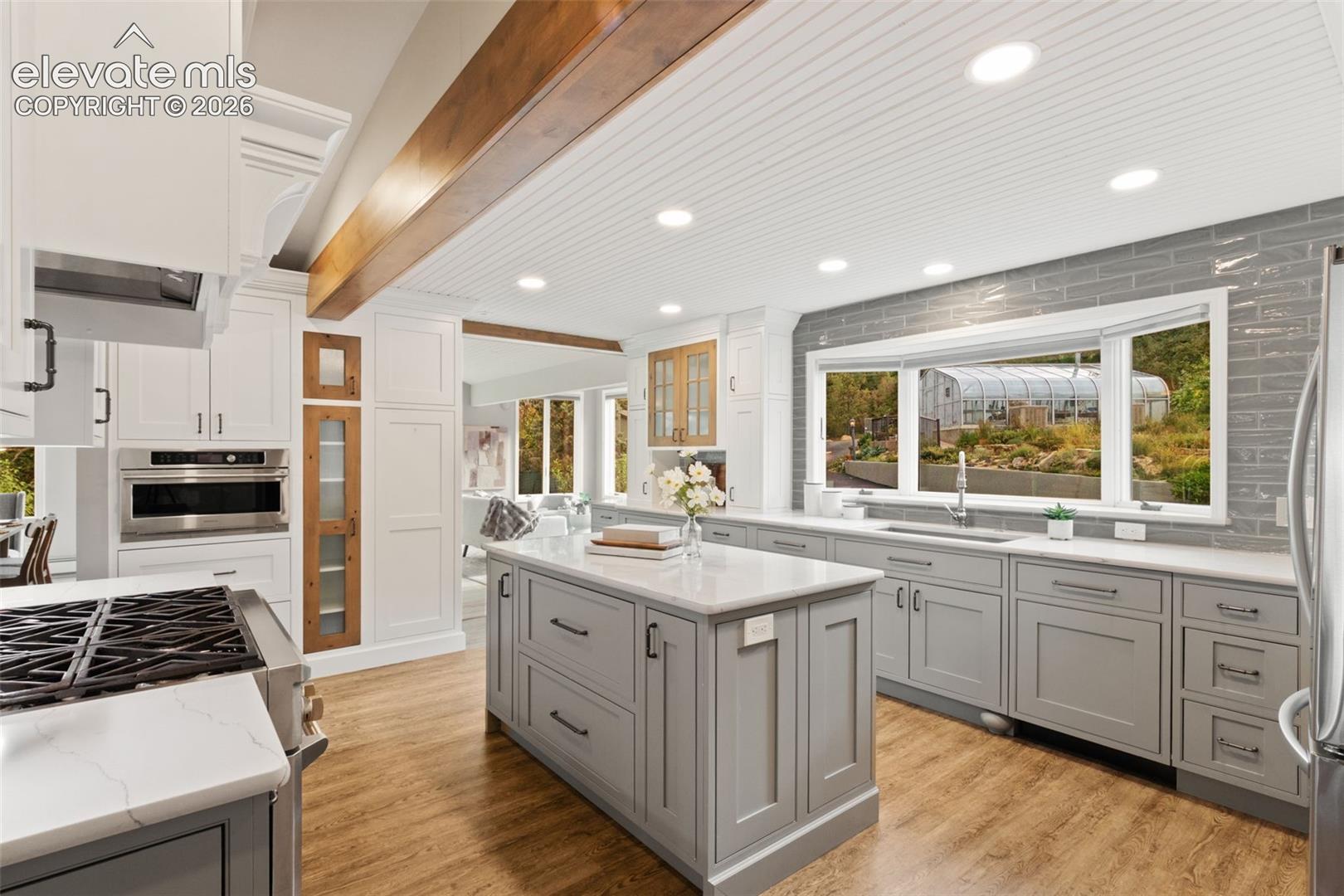 Listing photo 4 for 1670 Old Stage Road
