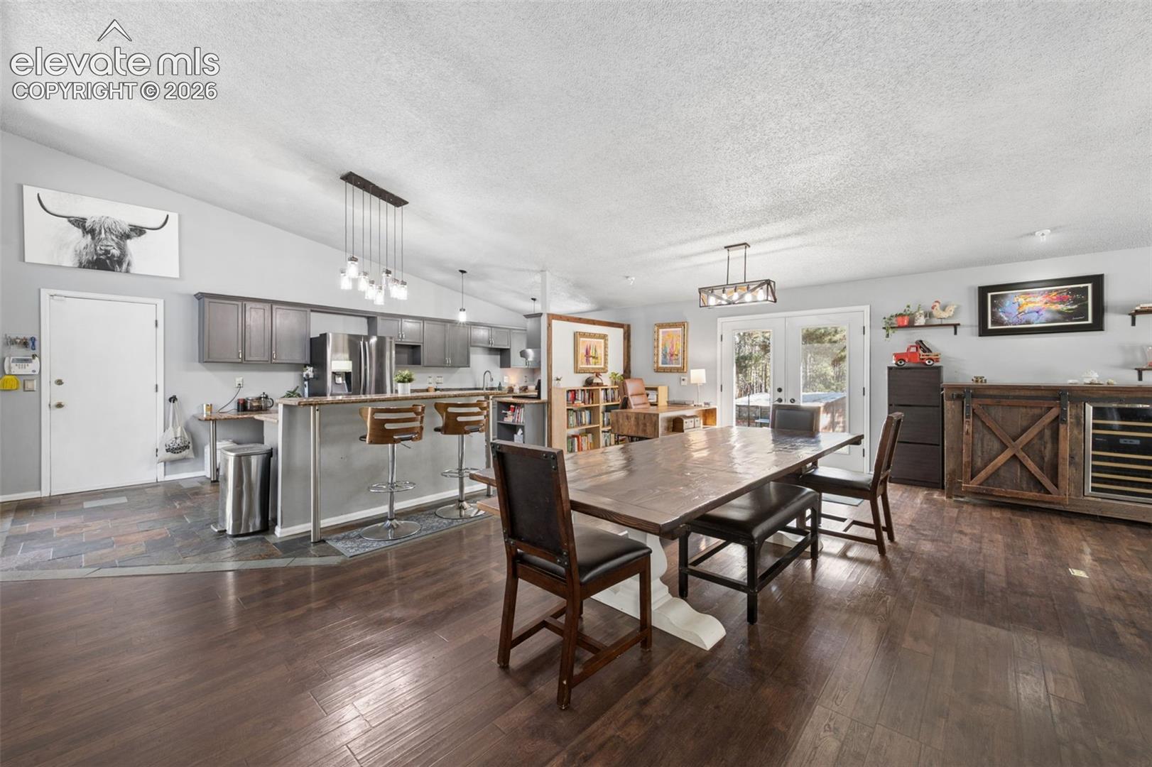 Listing photo 13 for 14015 Timber Grove Lane