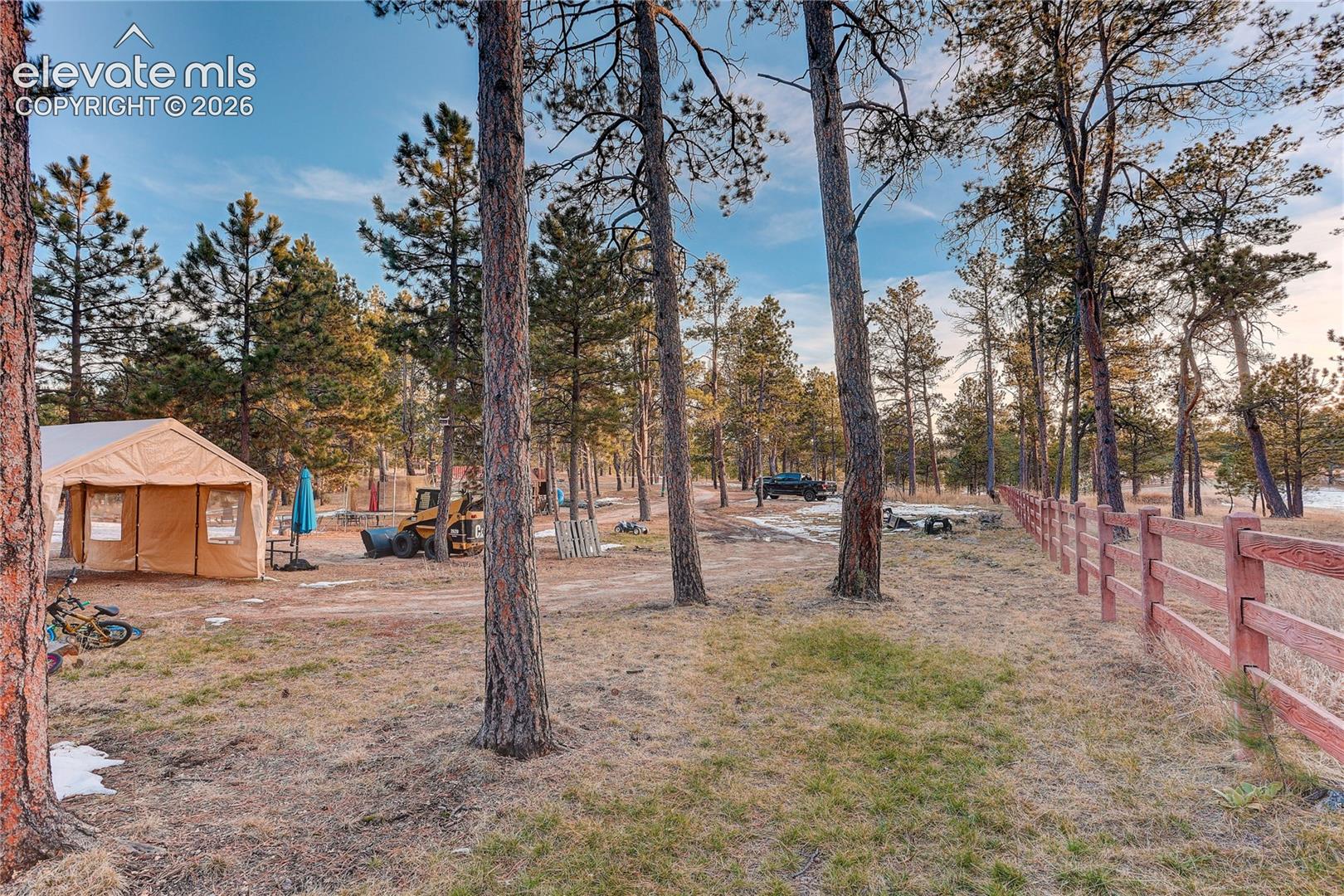 Listing photo 34 for 9920 Hodgen Road