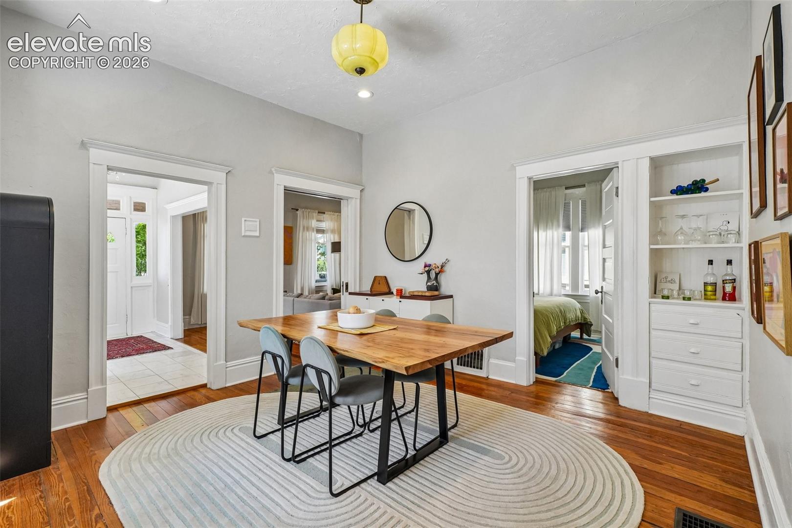 Listing photo 18 for 2118 W Colorado Avenue