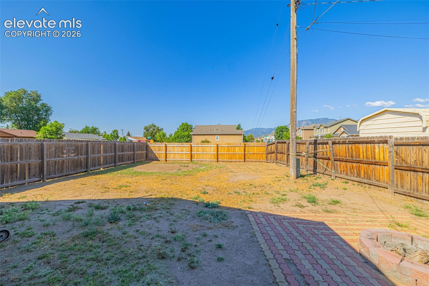 Listing photo 16 for 1933 Hallam Avenue