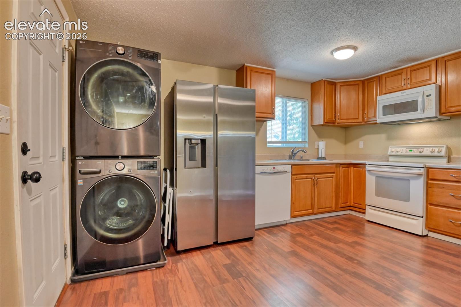 Listing photo 14 for 1810 Bonita Drive