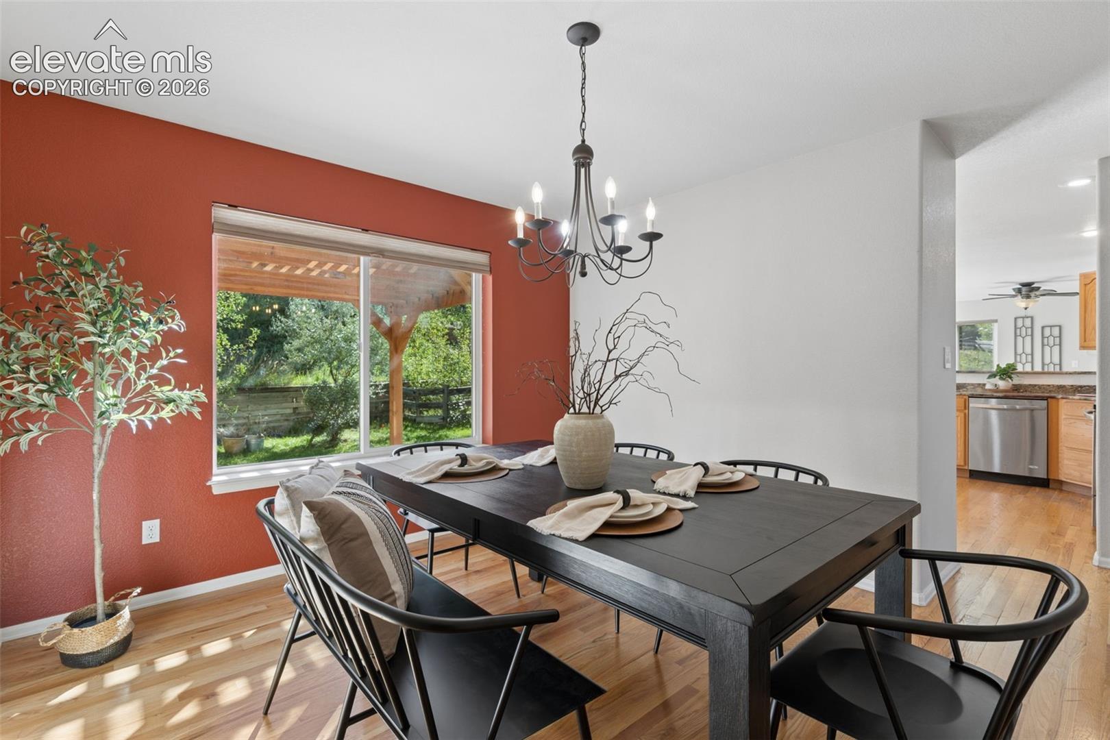 Listing photo 9 for 1272 Dream Lake Court