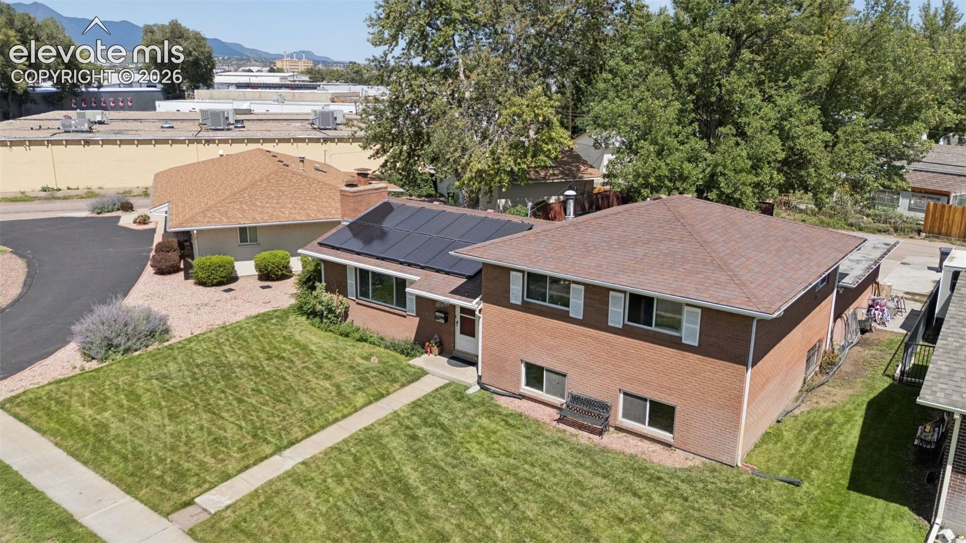 Listing photo 6 for 2761 N Prospect Street