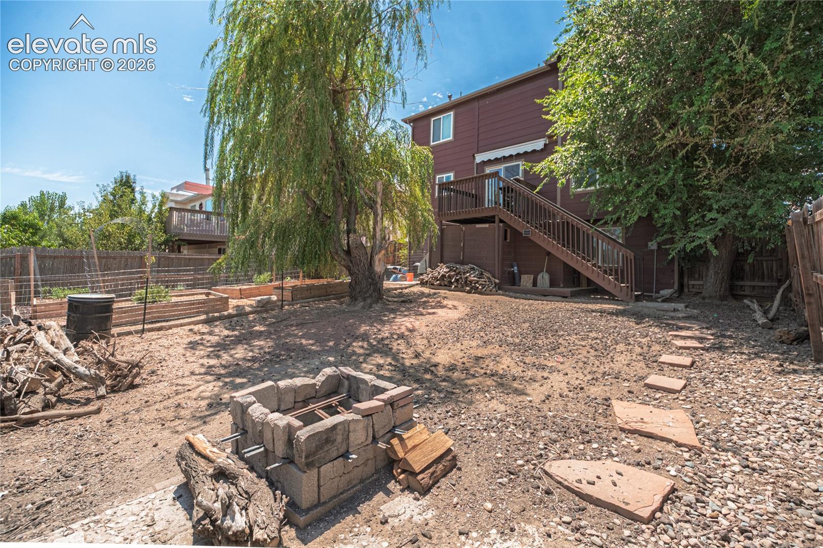 Listing photo 22 for 1395 Legend Oak Drive