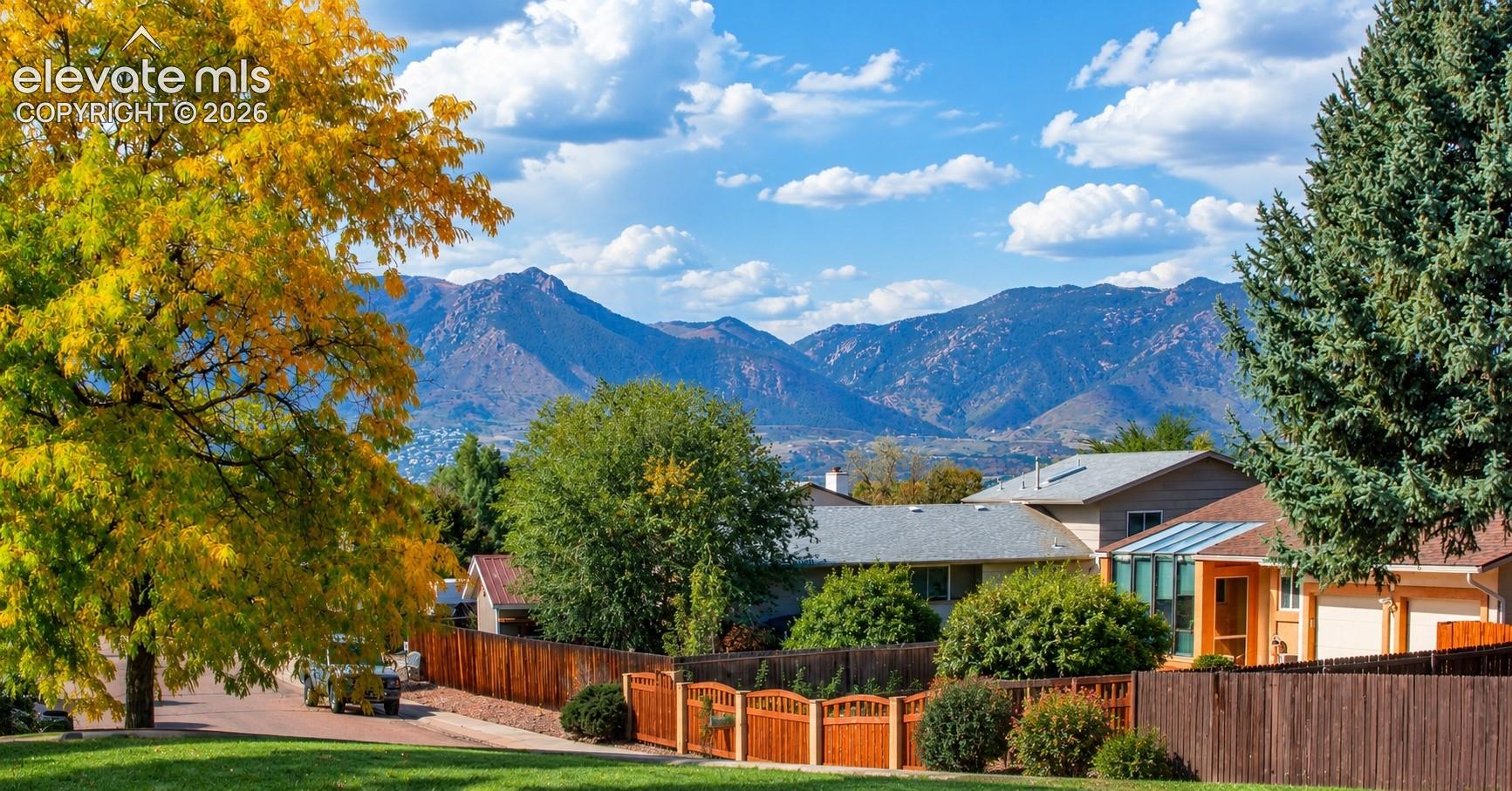 Listing photo 3 for 2955 Rhapsody Drive