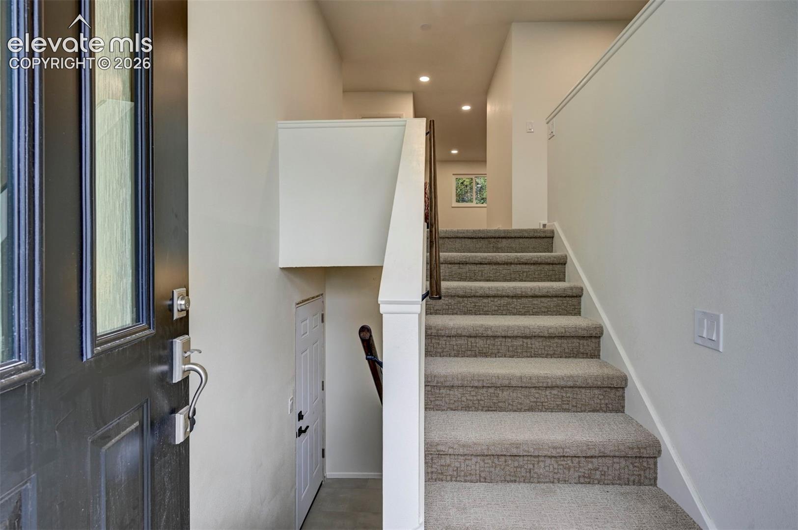 Listing photo 38 for 1018 Zodiac Drive