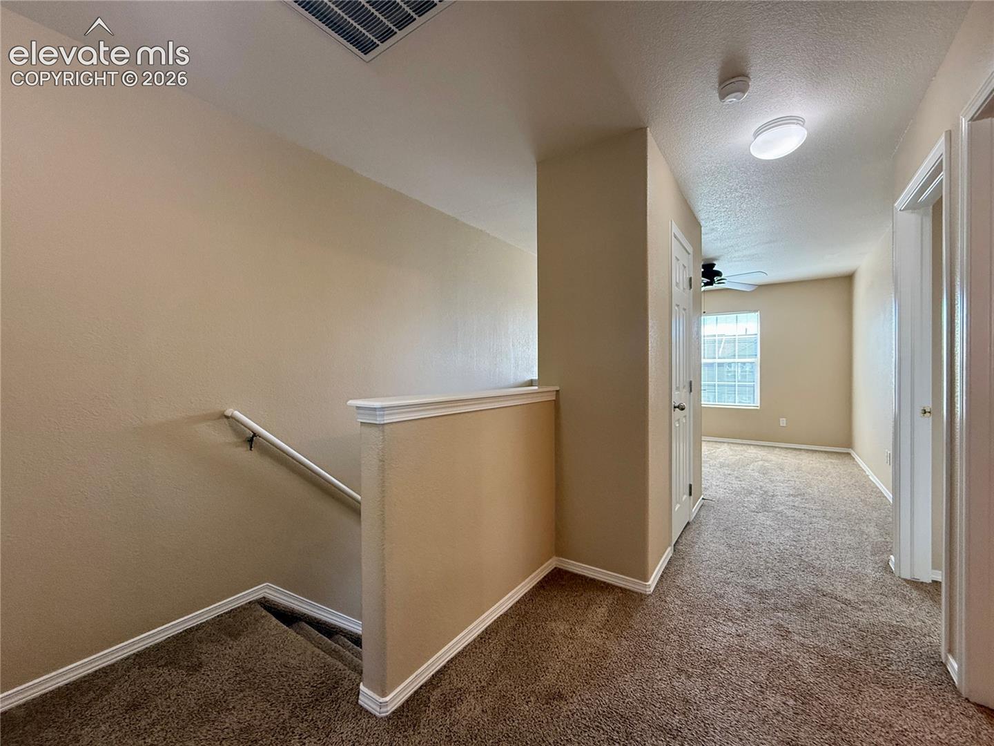 Listing photo 15 for 10586 Country Park Point