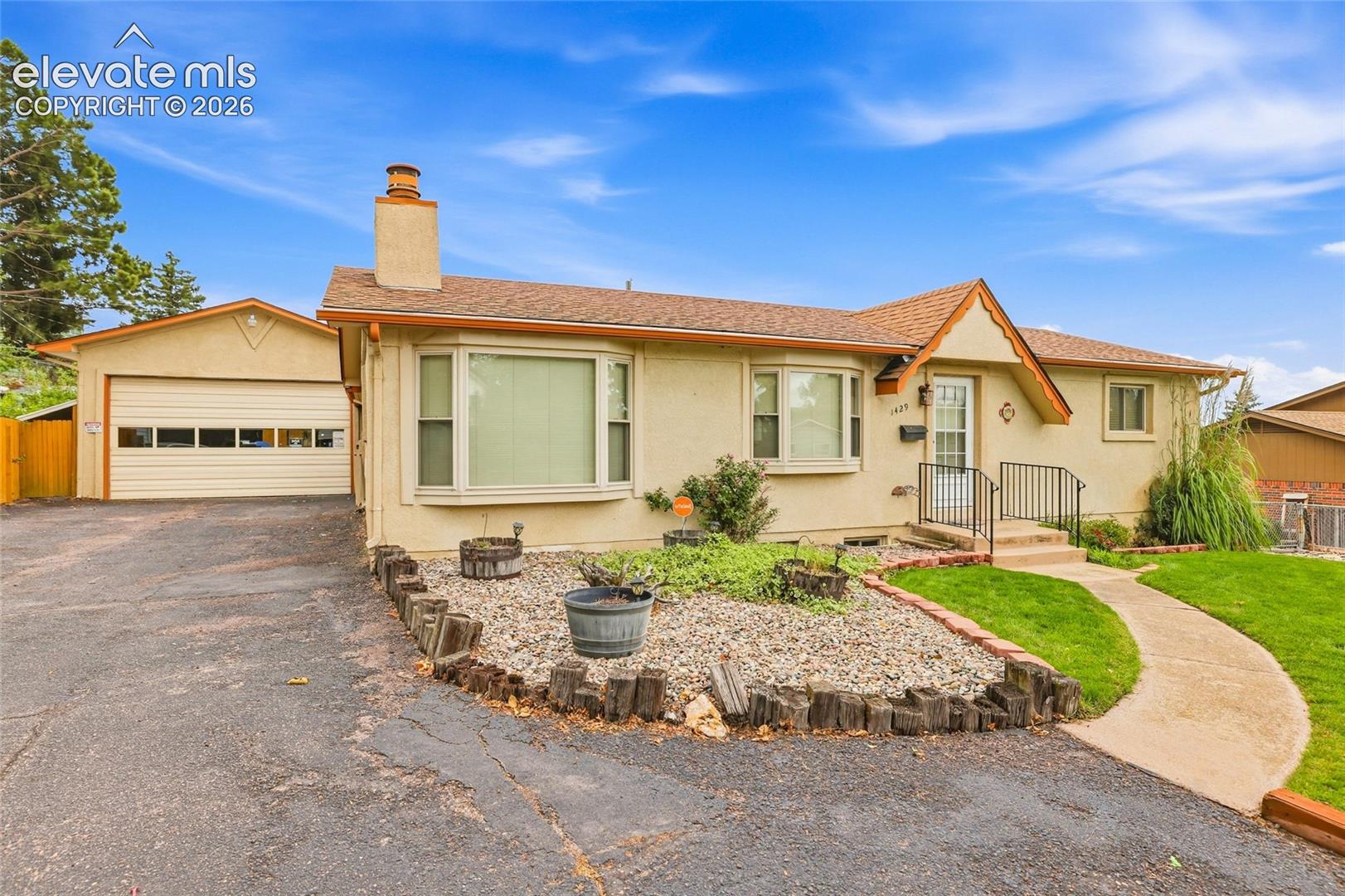 1429 Bowser Drive