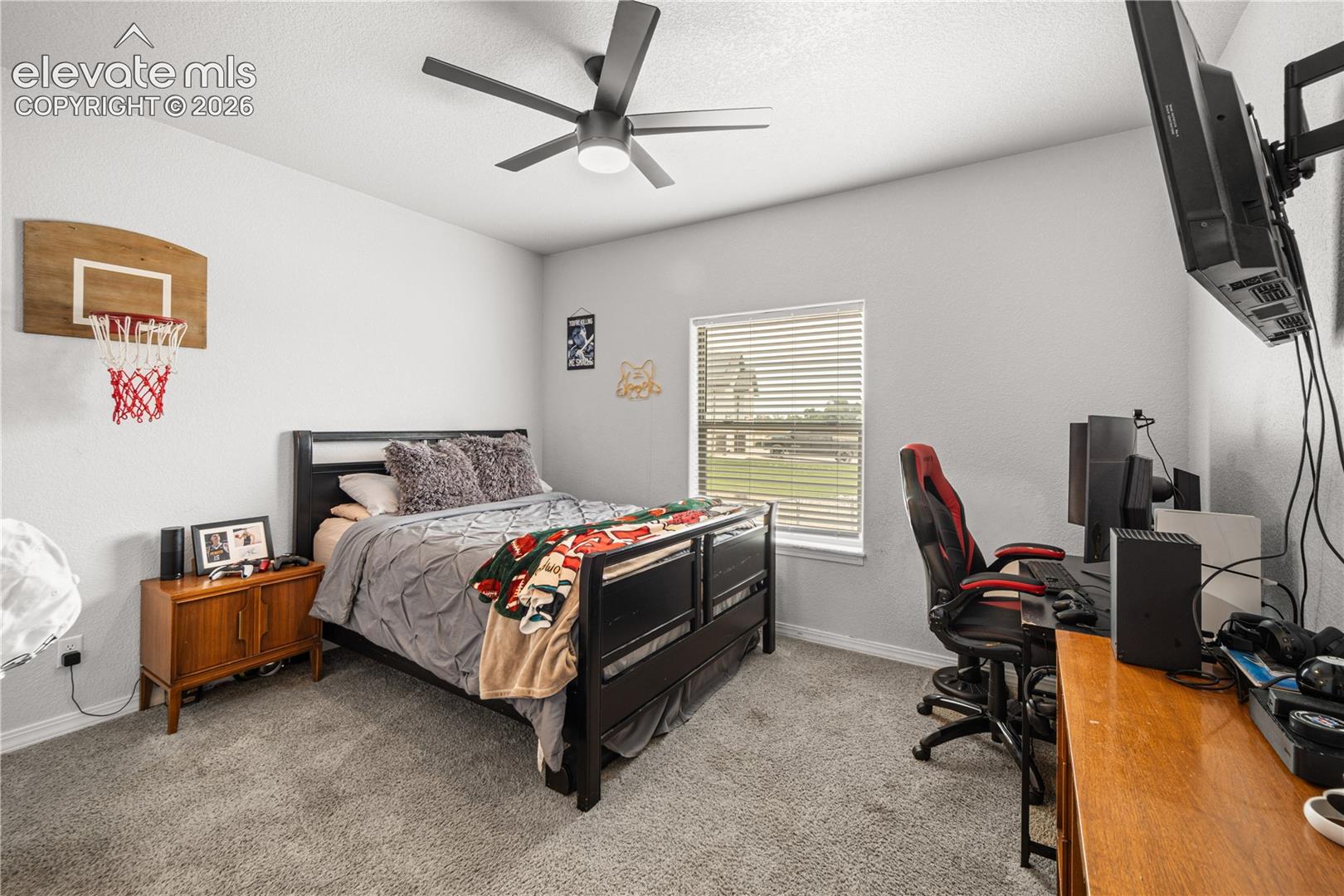 Listing photo 16 for 1075 Peaceful Court