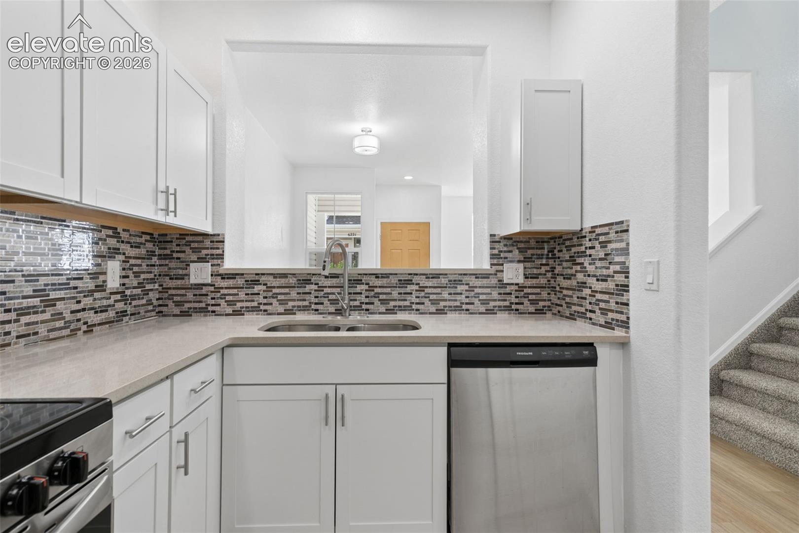 6218 Escalade Point, photo 14
