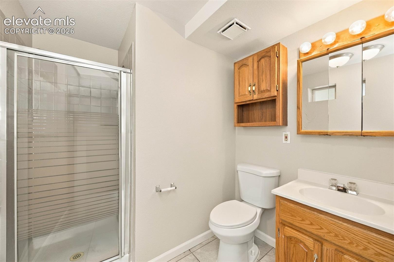 Listing photo 14 for 4937 Dewar Drive