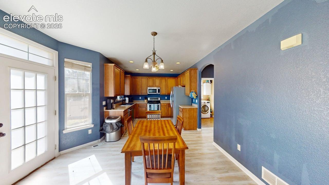 Listing photo 6 for 11220 Columbine Street