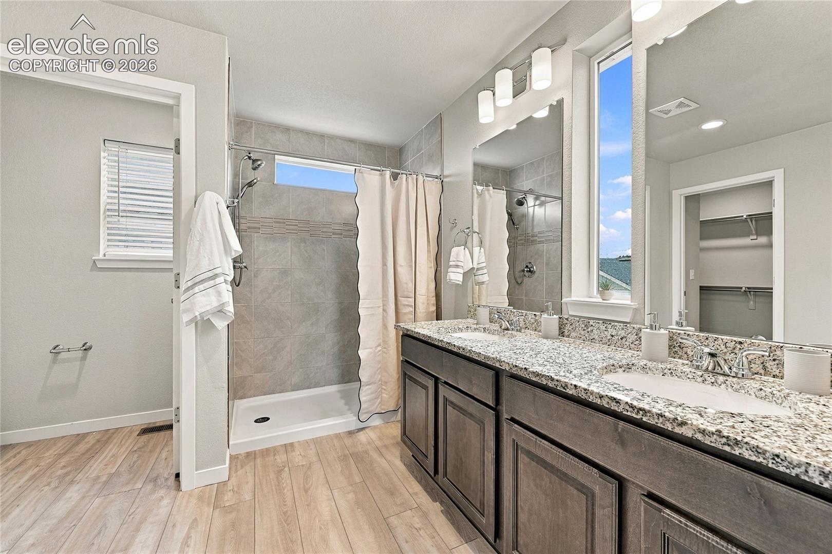 9149 Castlebear Drive, photo 21