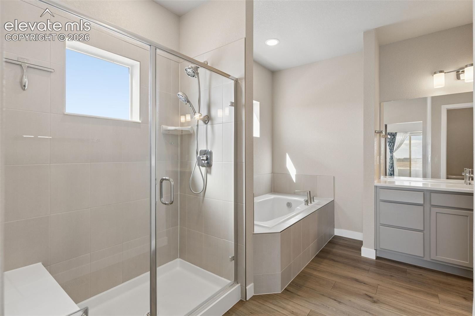 Listing photo 17 for 13107 Parkland Drive