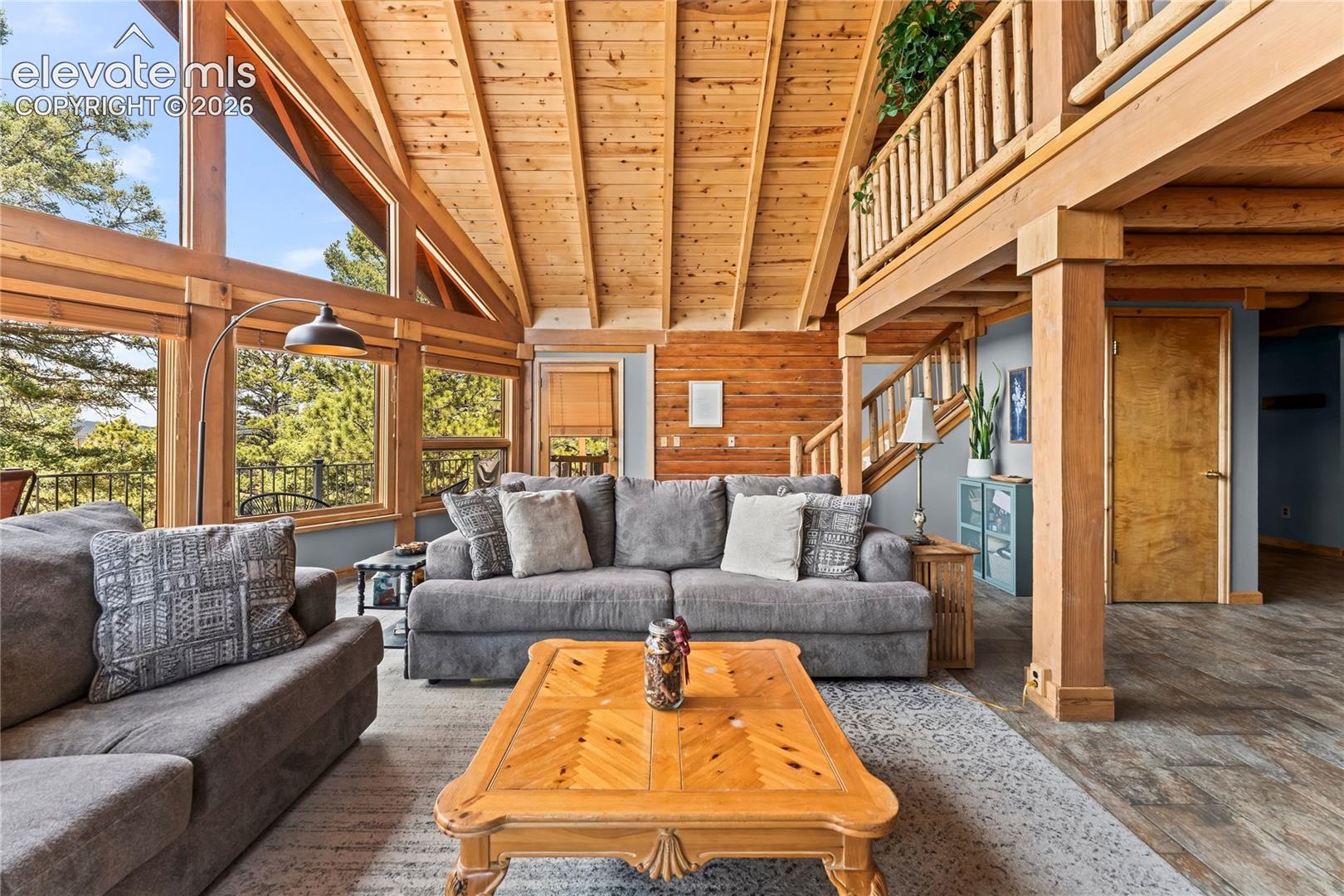 Listing photo 13 for 102 Douglas Fir Lane