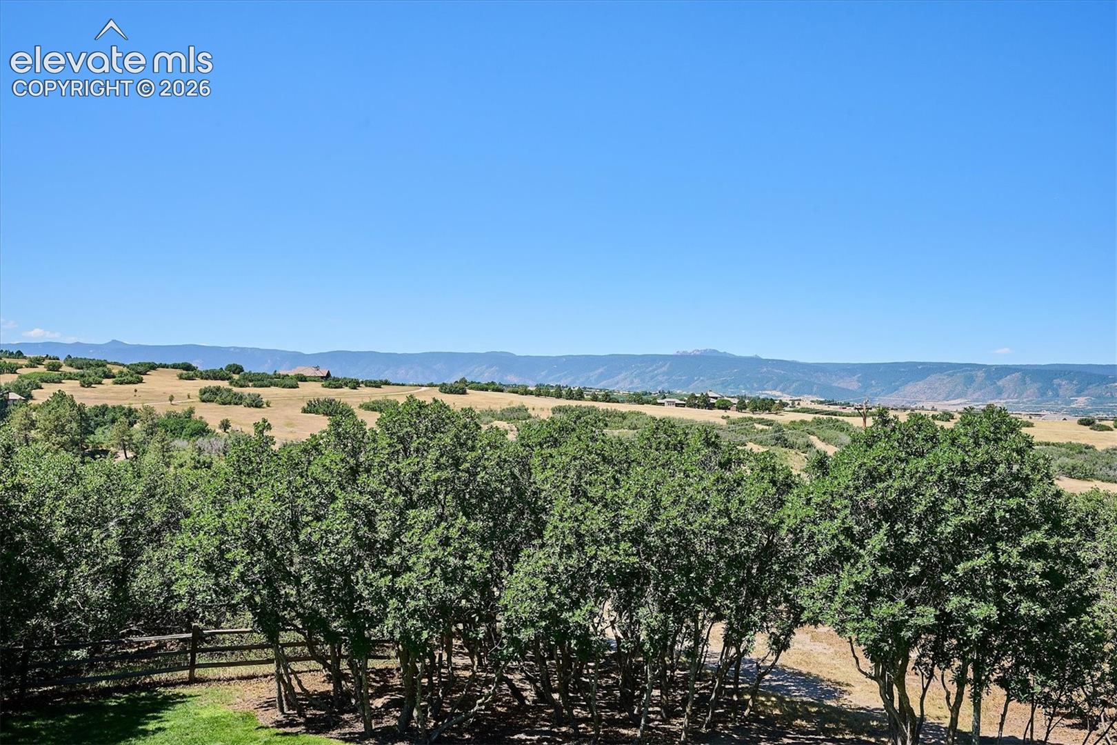 Listing photo 47 for 2464 W Wolfensberger Road