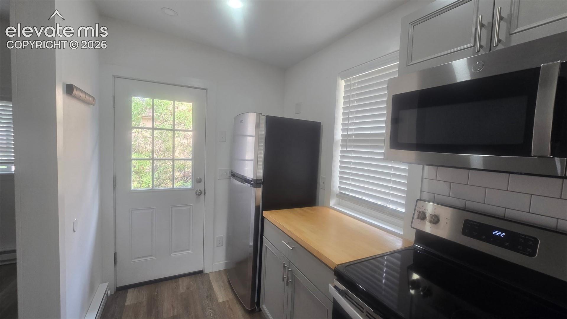 601 Crestridge Avenue, photo 15