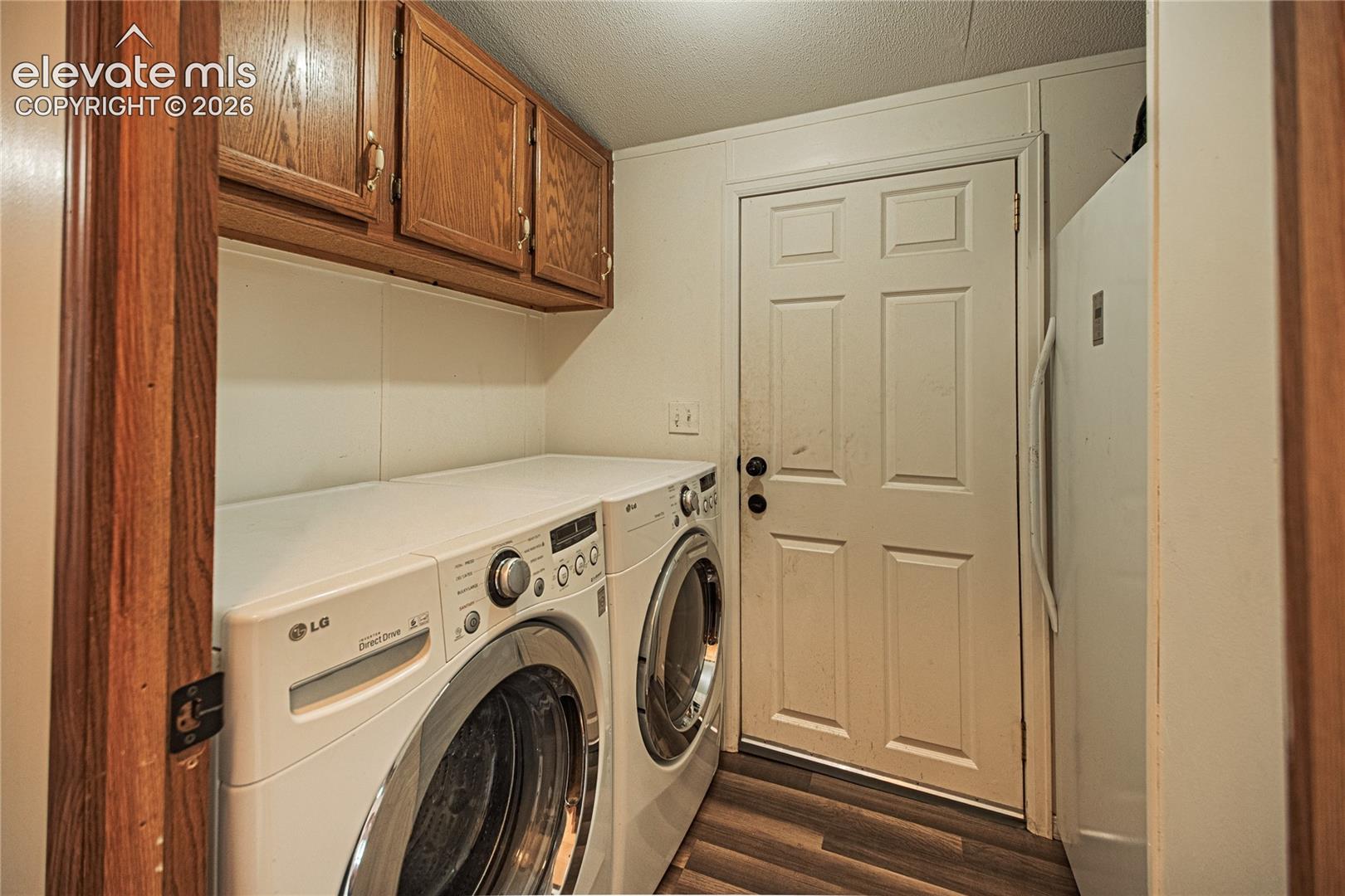 Listing photo 19 for 23735 Fleet Street