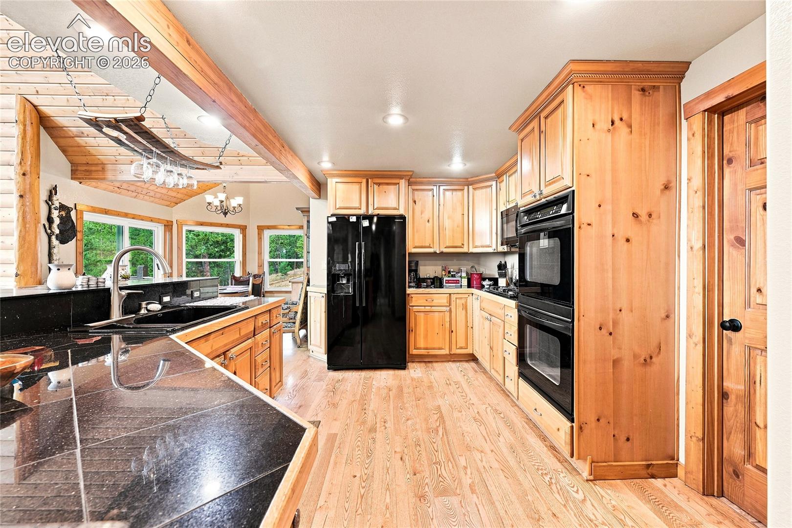 Listing photo 14 for 2130 Arapahoe Street