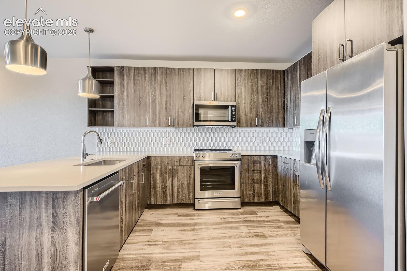 Listing photo 7 for 20 Wilcox Street 316