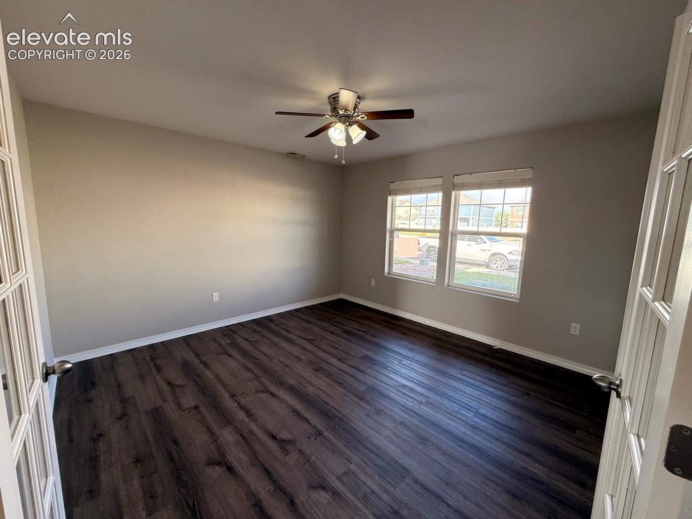 Listing photo 4 for 7227 Trione Lane