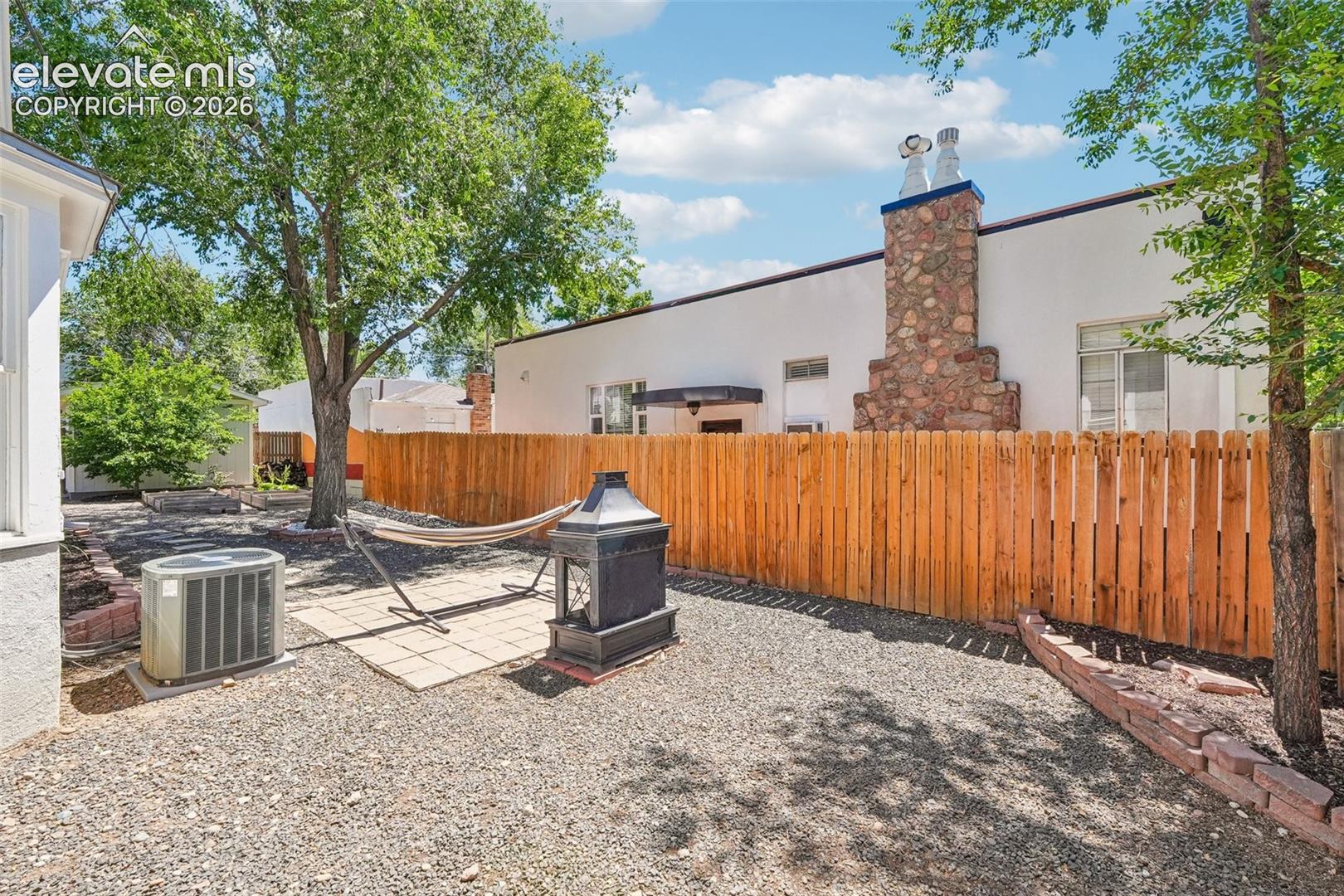 Listing photo 36 for 2118 W Colorado Avenue