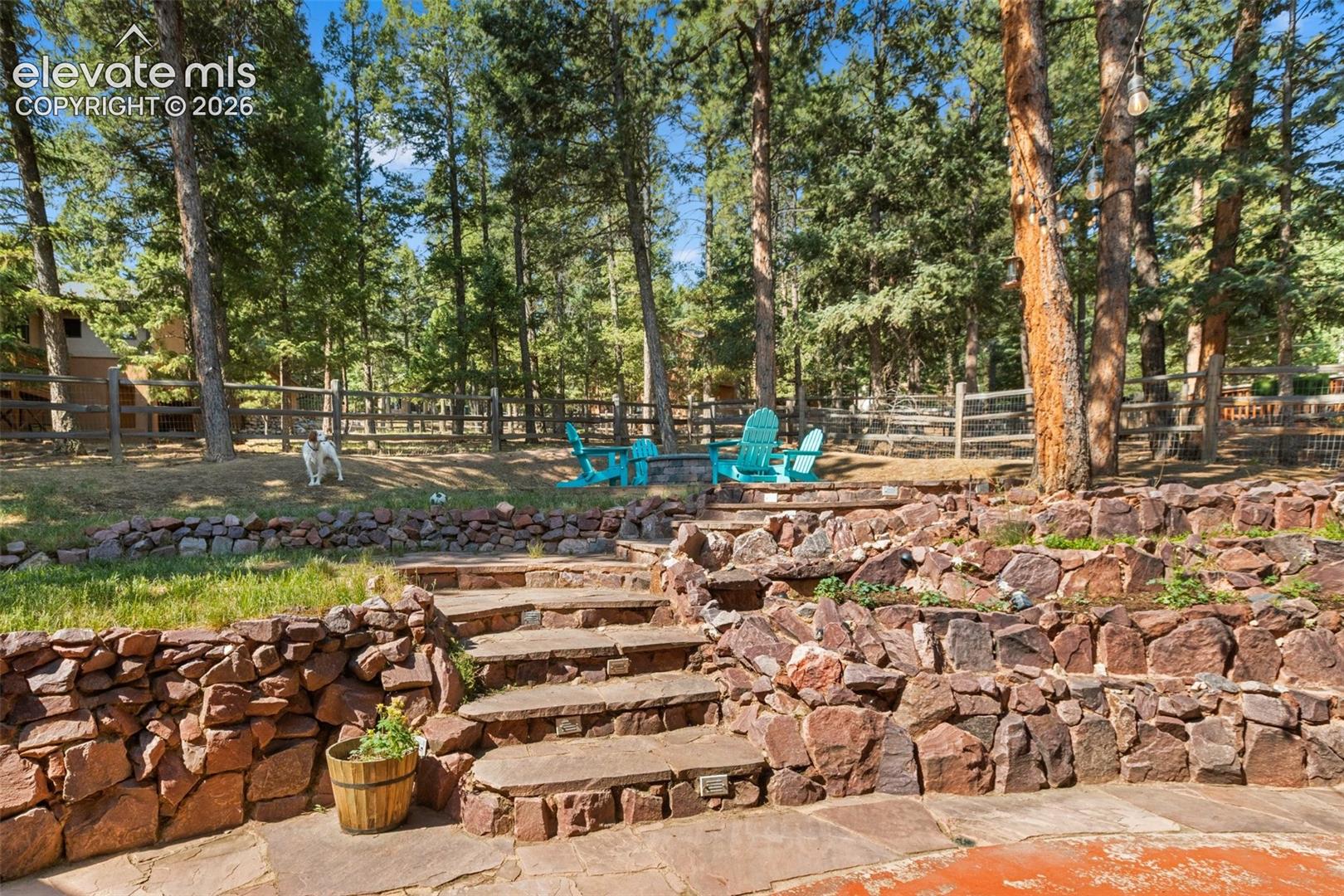 Listing photo 42 for 1195 Karen Lane